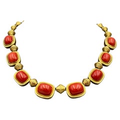 1970er Bulgari Halskette aus 18 Karat Gold und Korallen