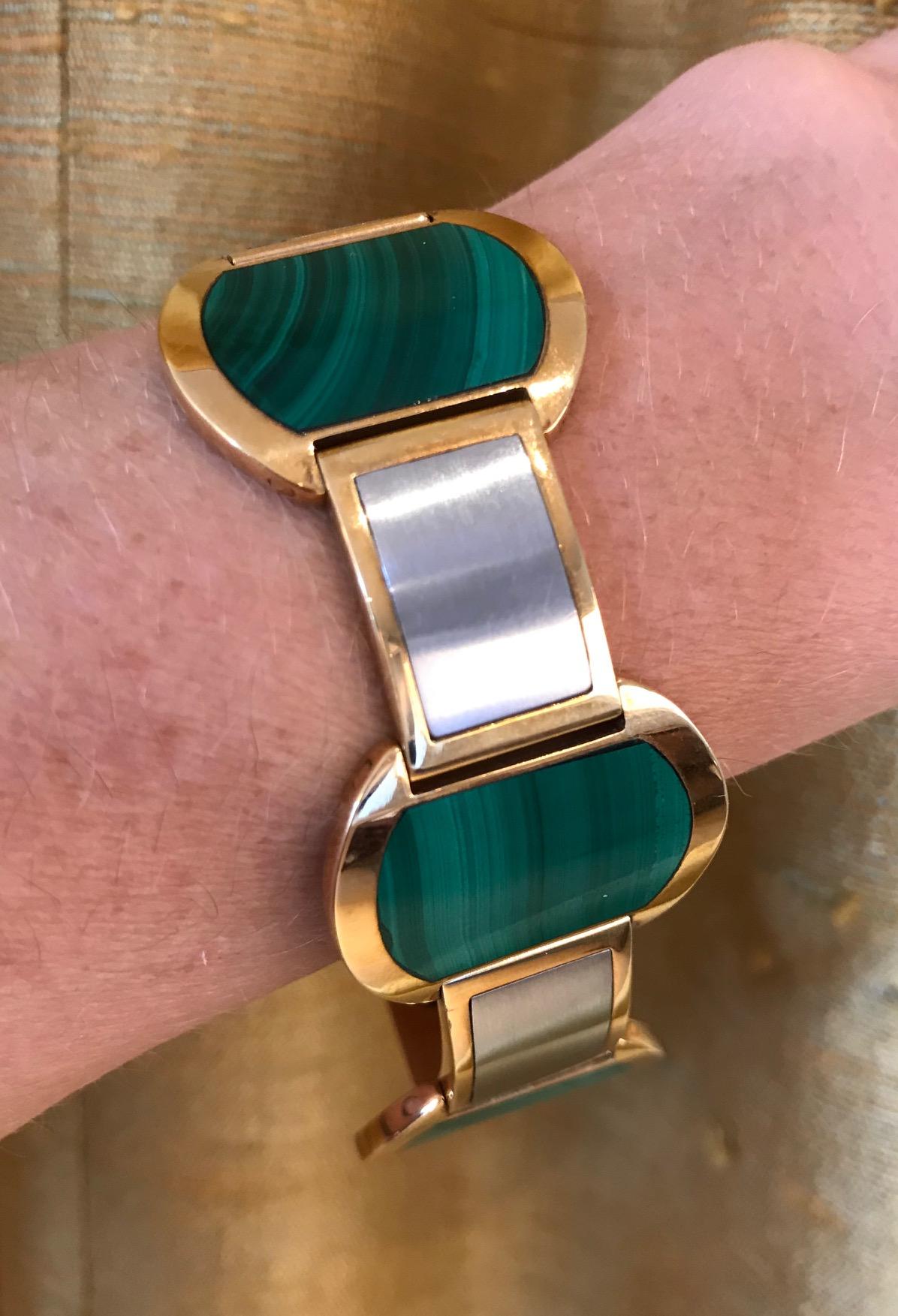 Cabochon 1970s Bulgari, Malachite and Gold Bracelet