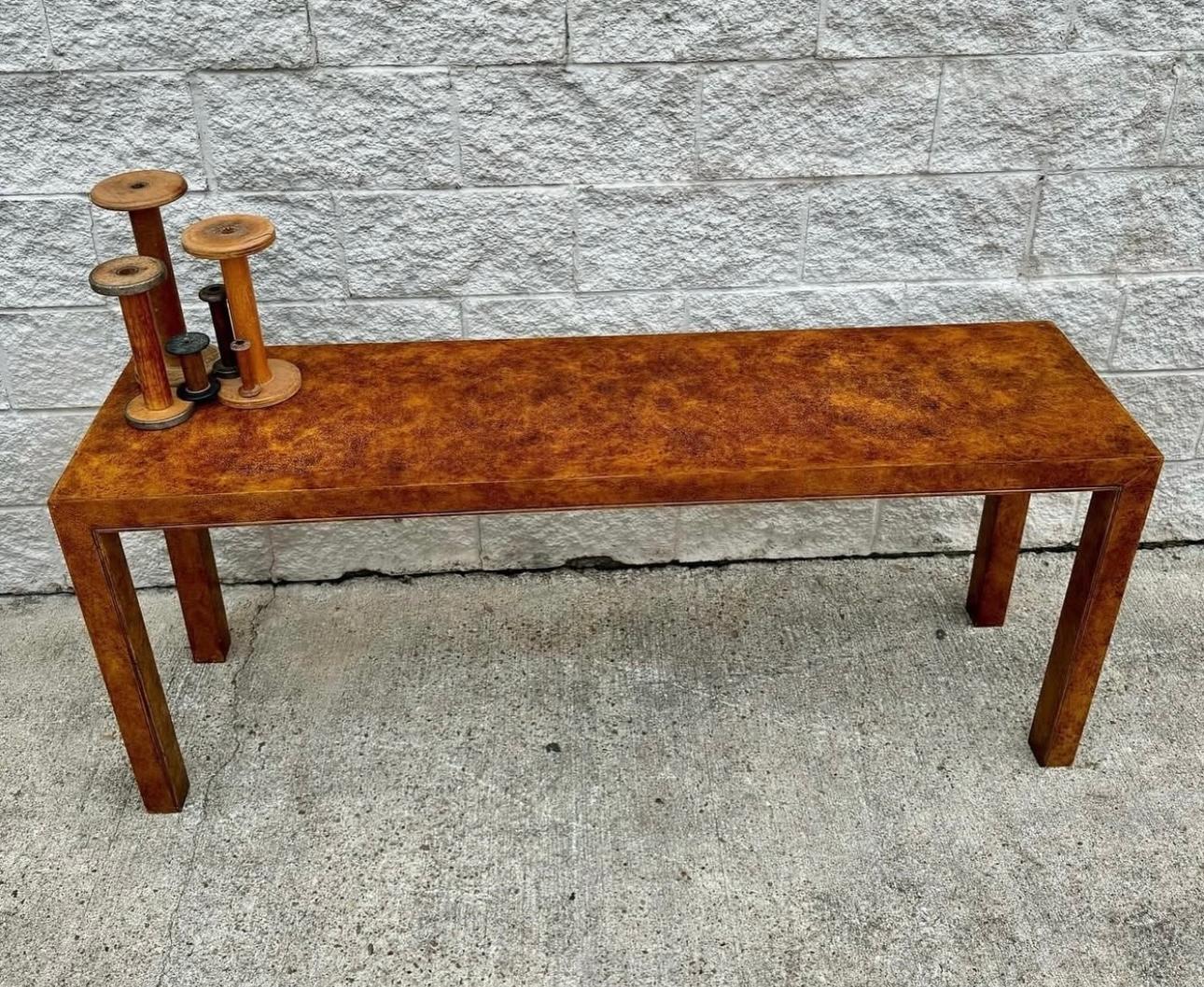 Late 20th Century 1970s Burl Faux Finish Parson Sofa Table Low Console For Sale