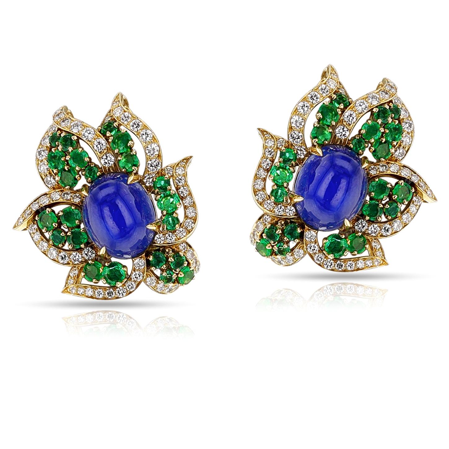 1970s BVLGARI GIA Certified Unheated Sapphire Cabochon, Emerald &Diamond Earring For Sale 1