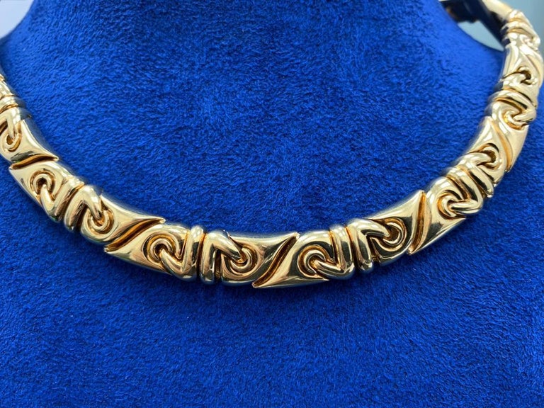 1970s Bvlgari Necklace 18 Karat Yellow Gold For Sale at ...