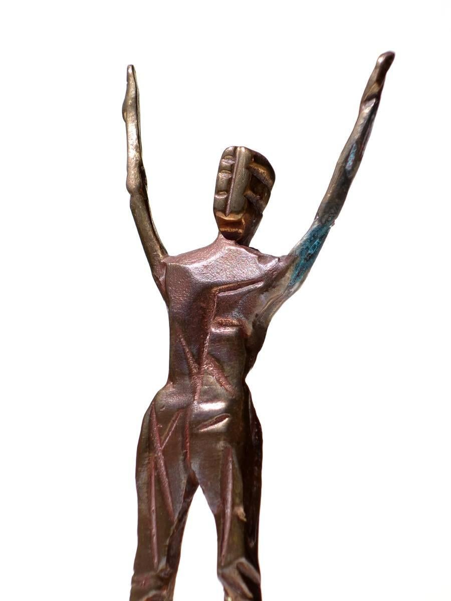 Moderne Sculpture - Figure de Mario Rossello des années 1970 en vente
