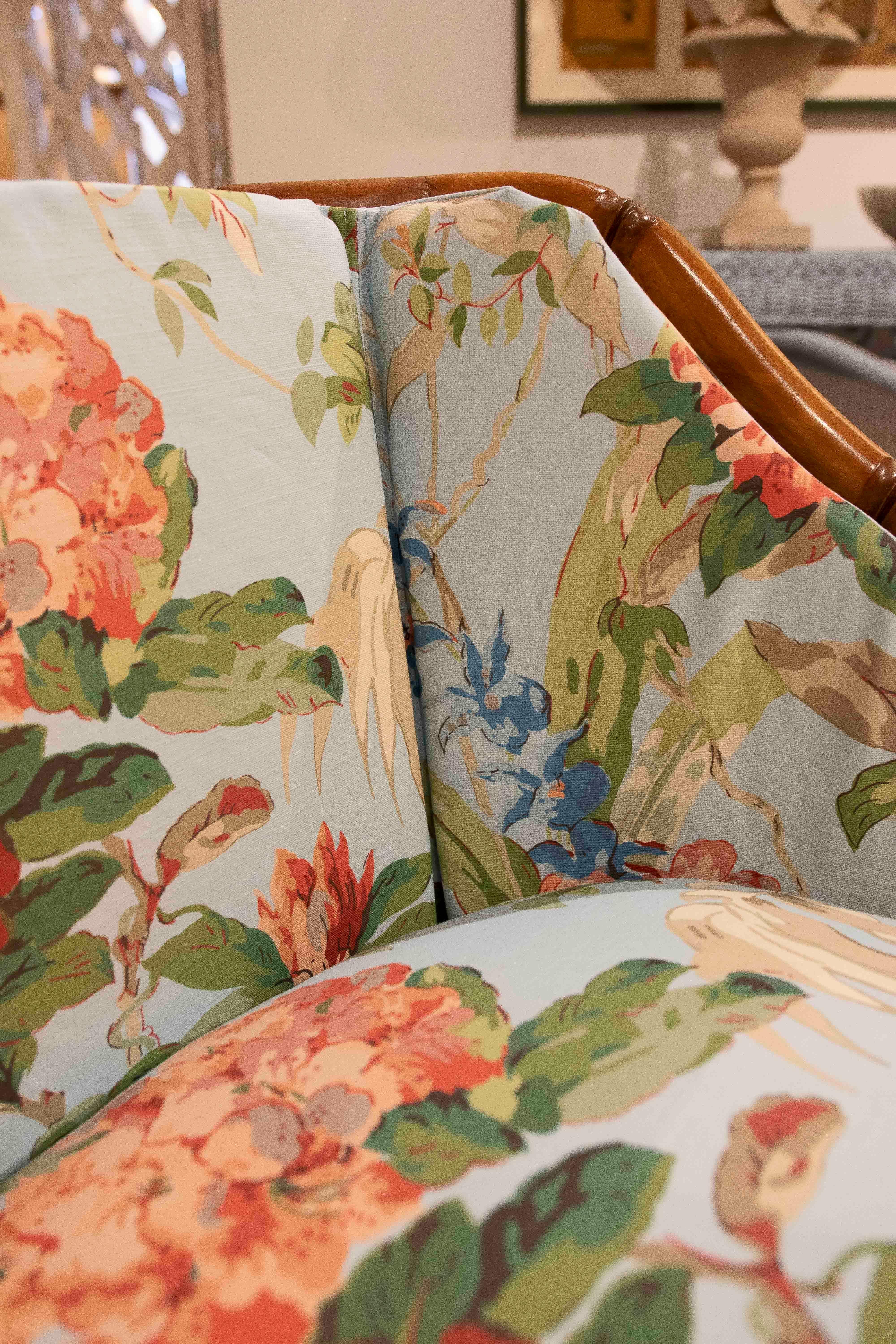 1970s Pair of Upholstered Armchairs with Floral Decoration For Sale 12