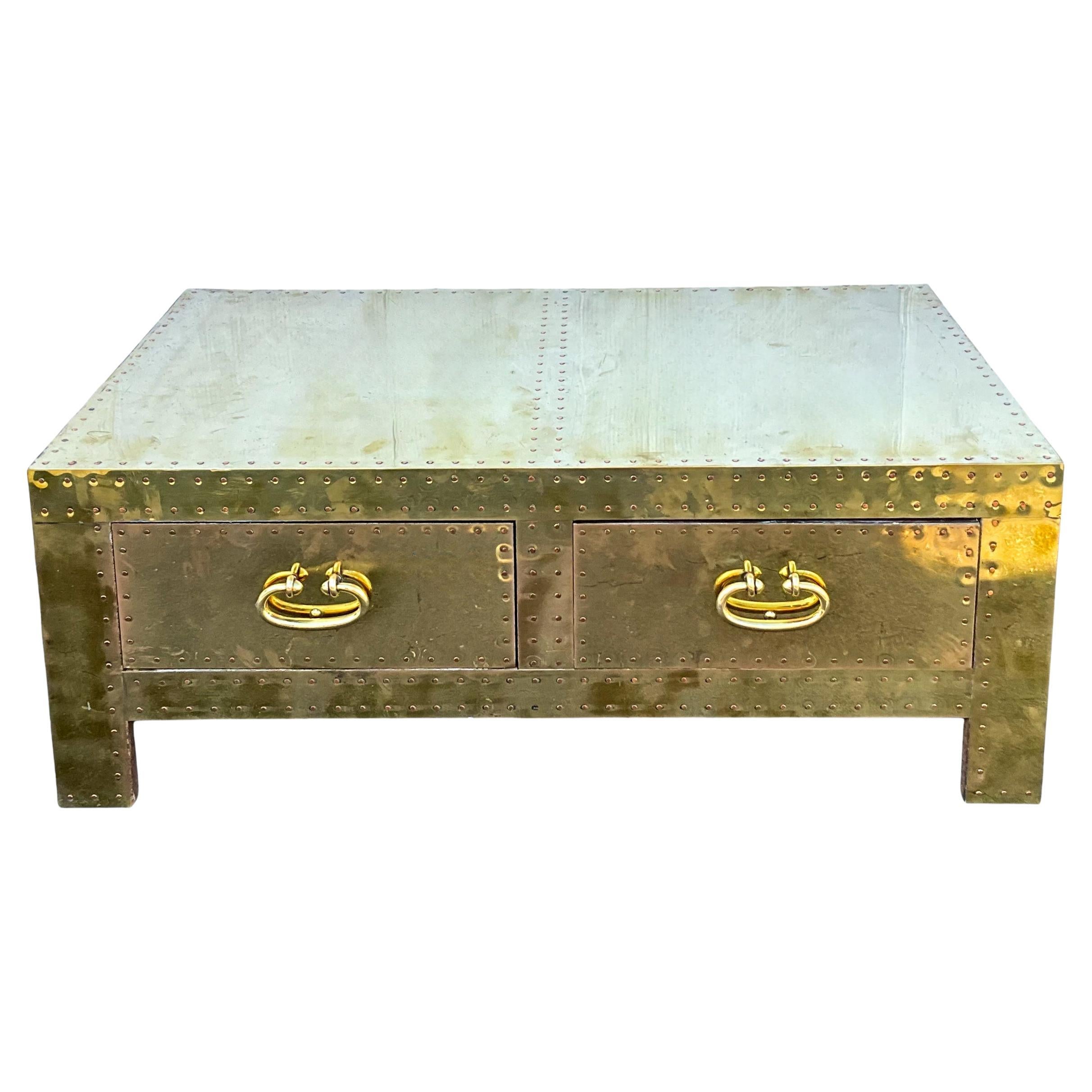 1970 Campaigner Style Brass Trunk / Coffee Table By Sarreid Ltd. en vente