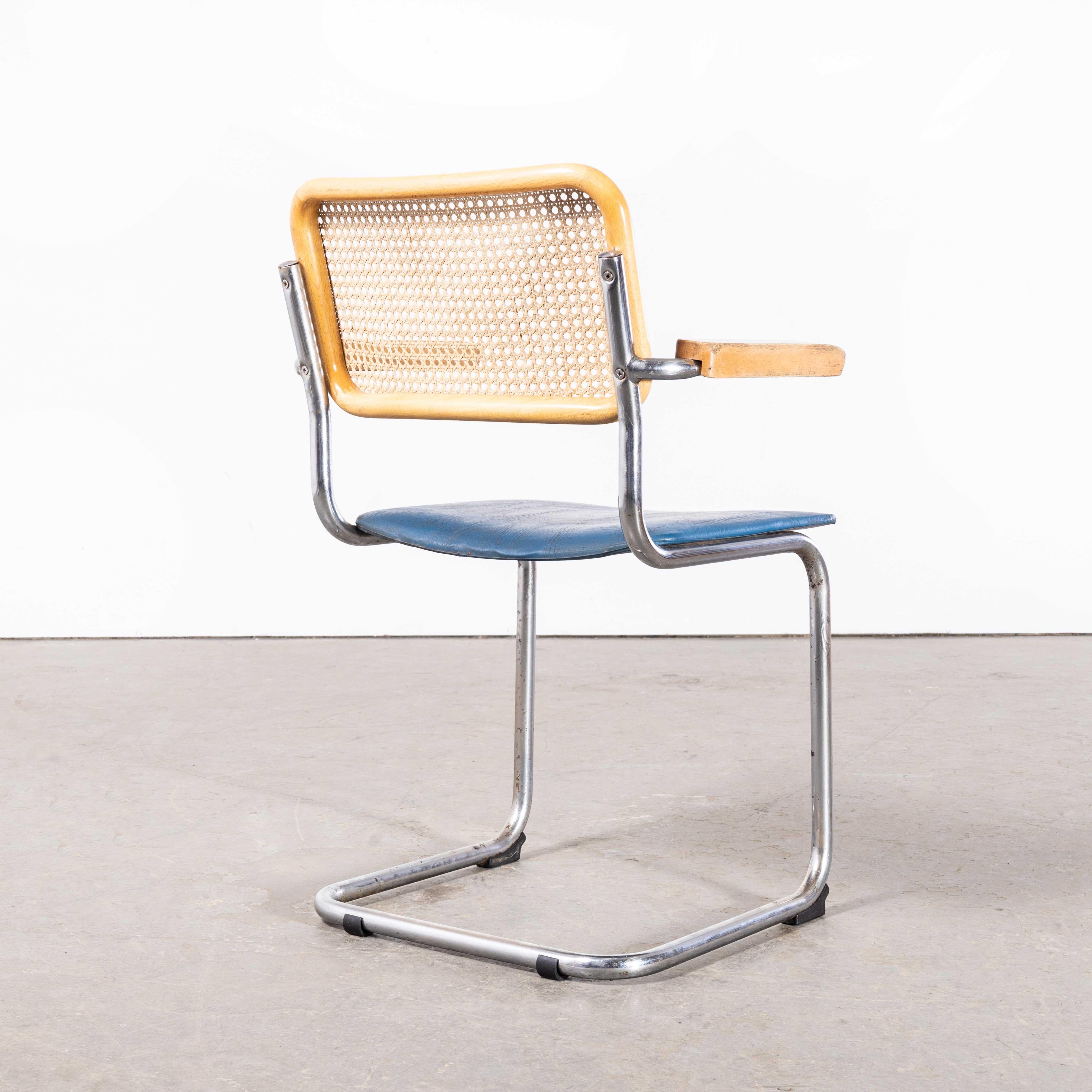 1970's Freischwinger Rahmen Cane Backed Blue Dining Chair - Set von sechs (Französisch)