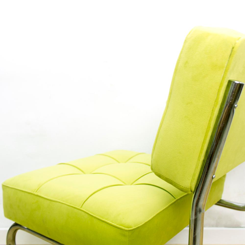 1970s Cantilever Lounge Chair For Sale 3