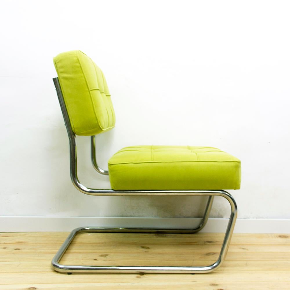 Space Age 1970s Cantilever Lounge Chair For Sale