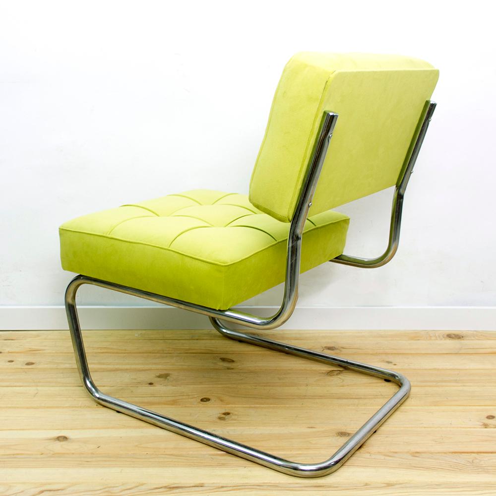 20th Century 1970s Cantilever Lounge Chair For Sale