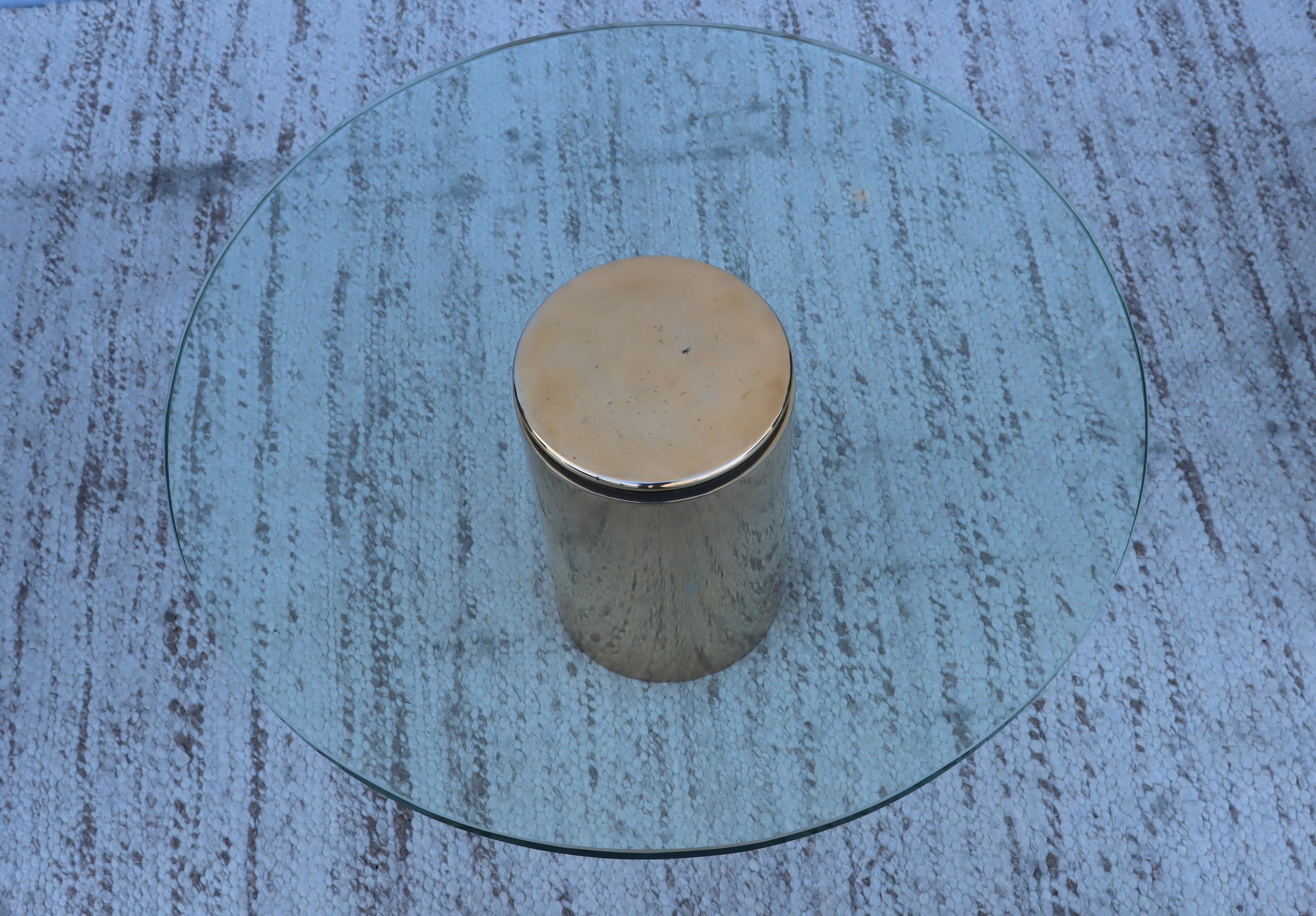 1970's Cantilevered Brass and Glass Coffee Table For Sale 5