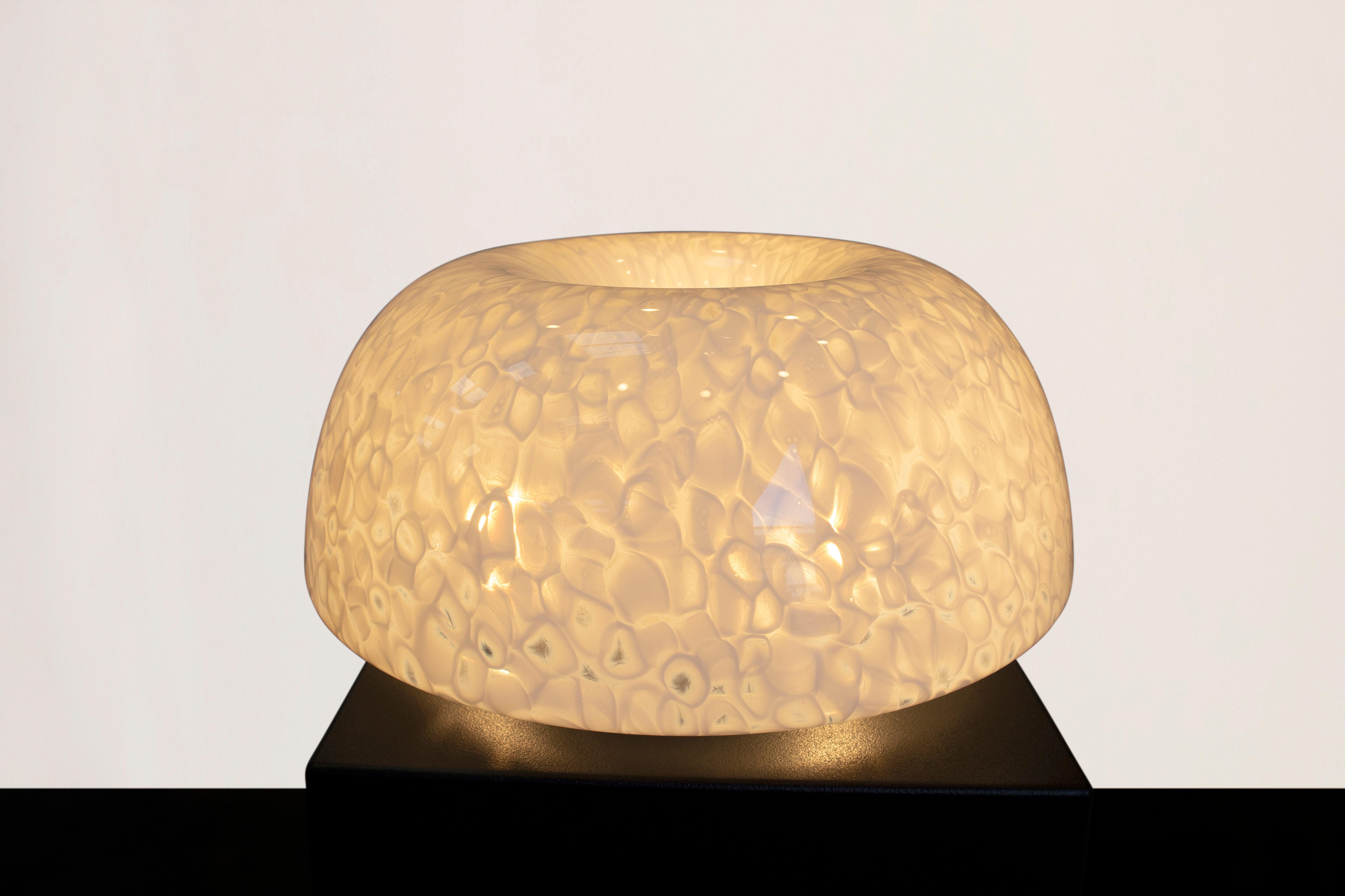 1970s Italian Mid-Century Organic Modern floor lamp hand crafted by blown Murano glass. Very chic mushroom shape with inner vortex. The glass mushroom 