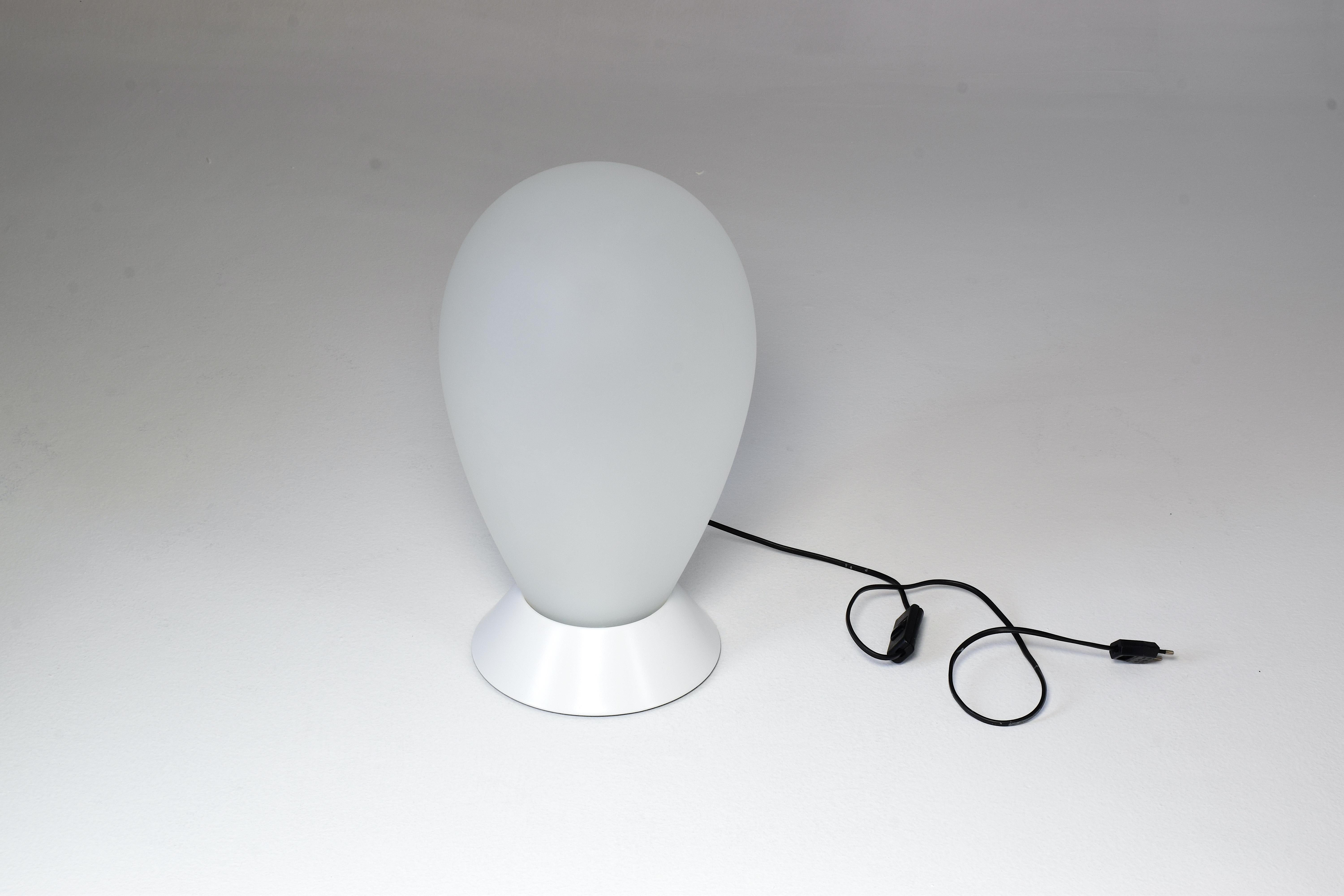 Industrial 1970s Carlo Nason Table Lamp In White Murano Glass For Sale