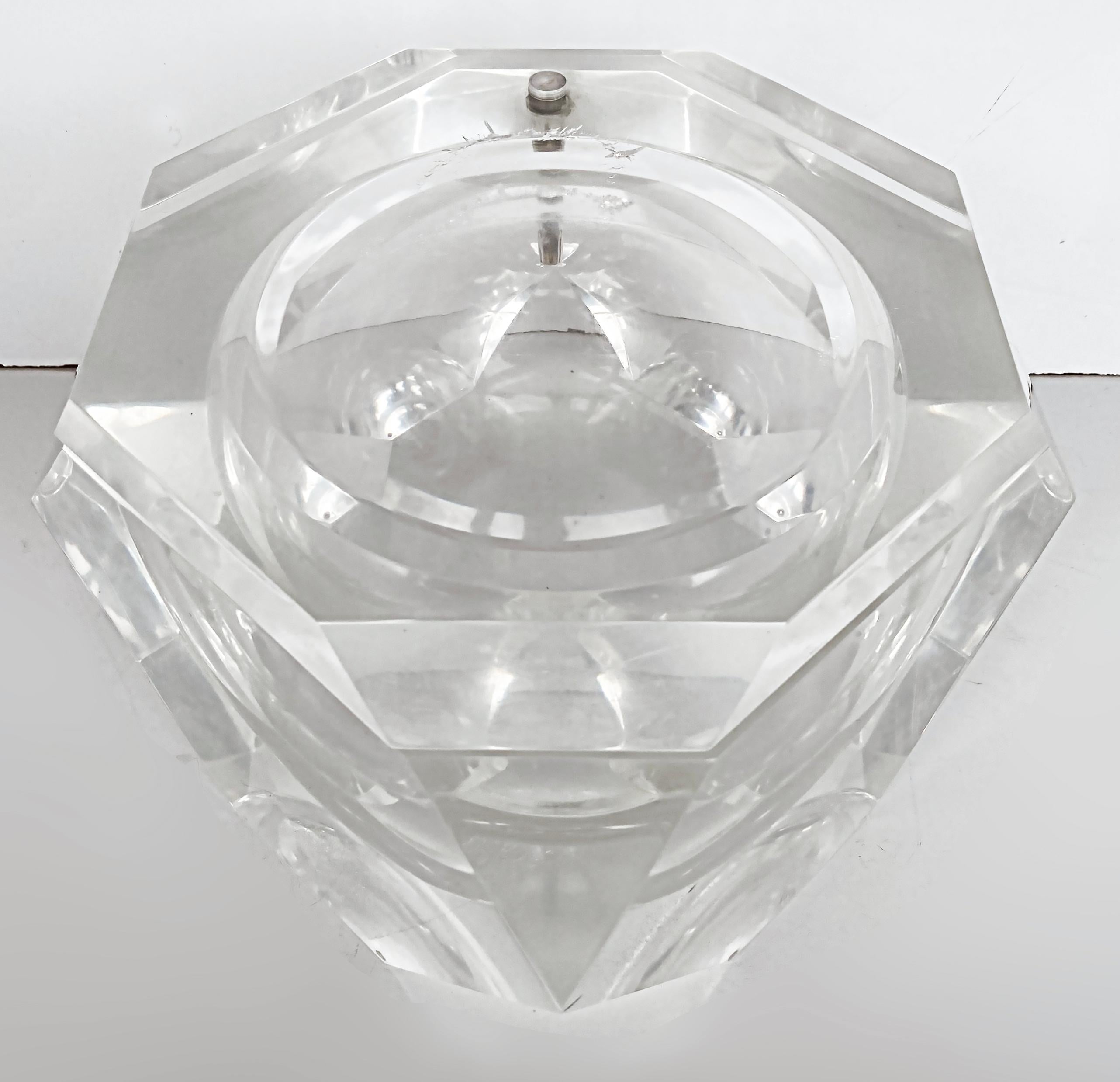 1970s Carole Stupell Faceted Swivel Top Lucite Ice Bucket, Octagonal For Sale 1