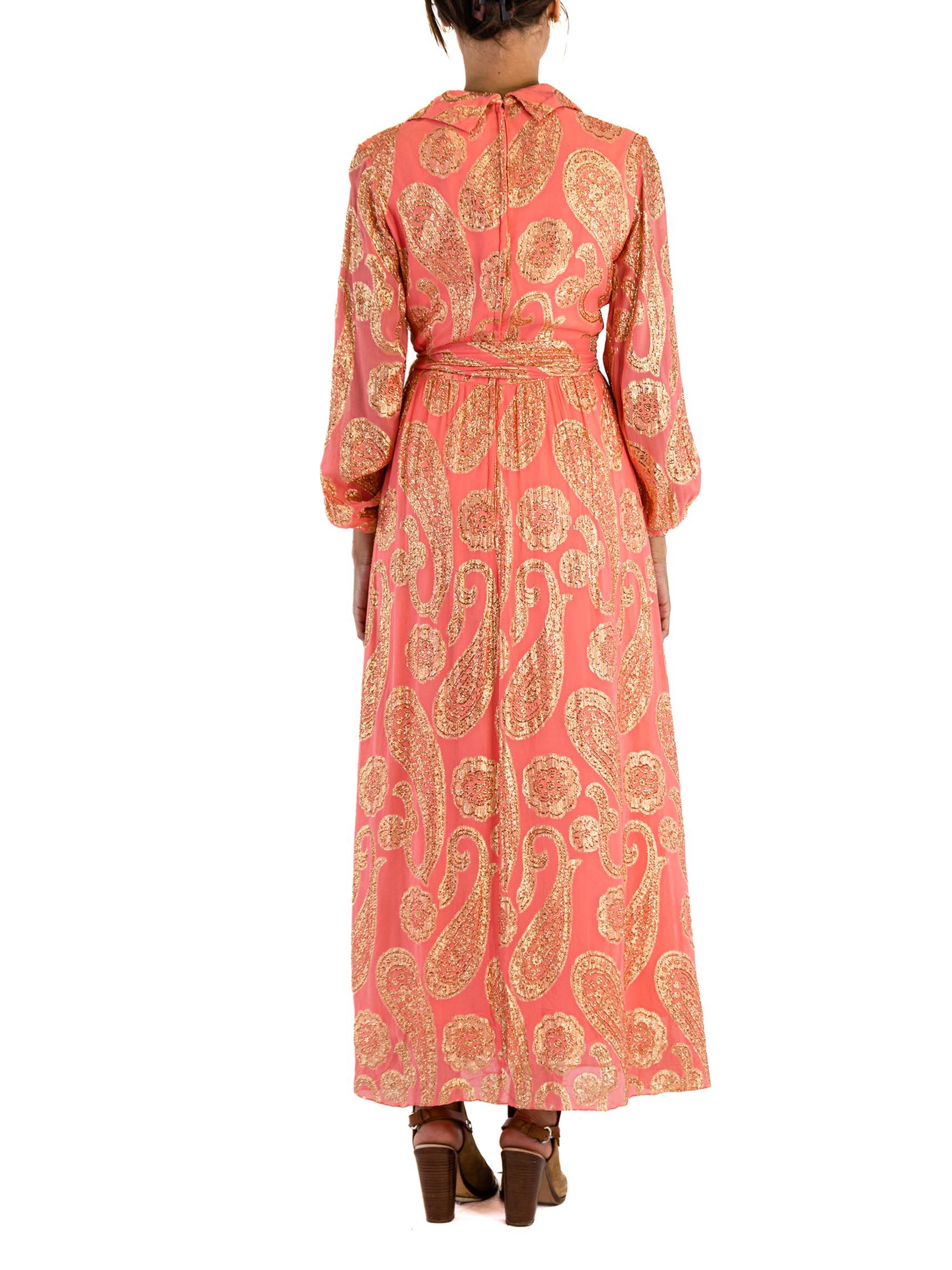 1970S CARRIE COUTURE Pink Gold Lamé Silk Fil Coupé Dress With Belt For Sale 3