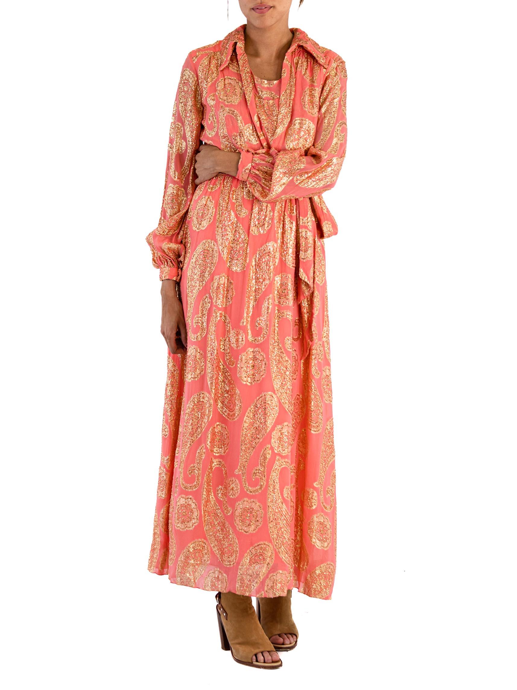 1970S CARRIE COUTURE Pink Gold Lamé Silk Fil Coupé Dress With Belt For Sale 4