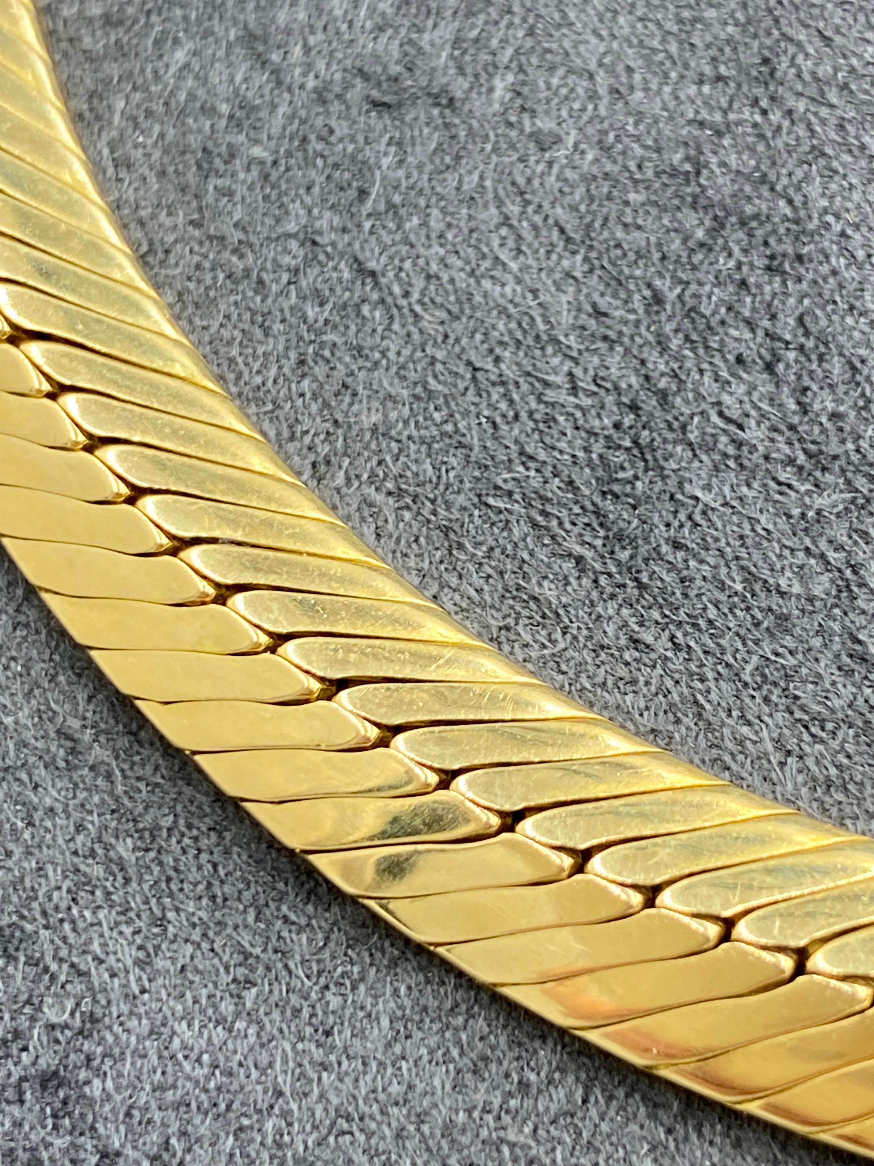 Gargantilla de oro de 18 quilates Cartier de los años 70 Contemporáneo en venta