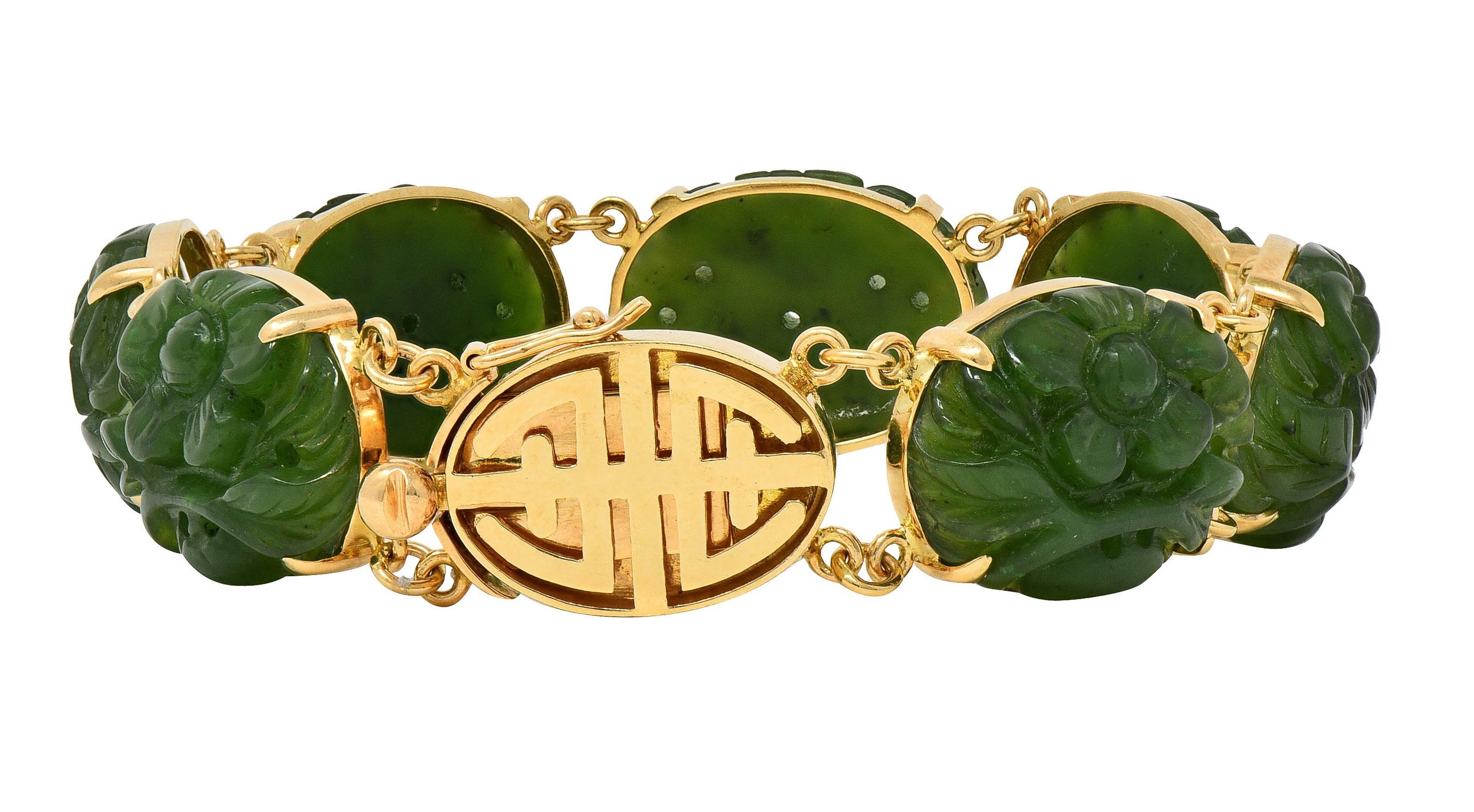 1970's Carved Jade 14 Karat Yellow Gold Floral Shou Vintage Bracelet For Sale 5
