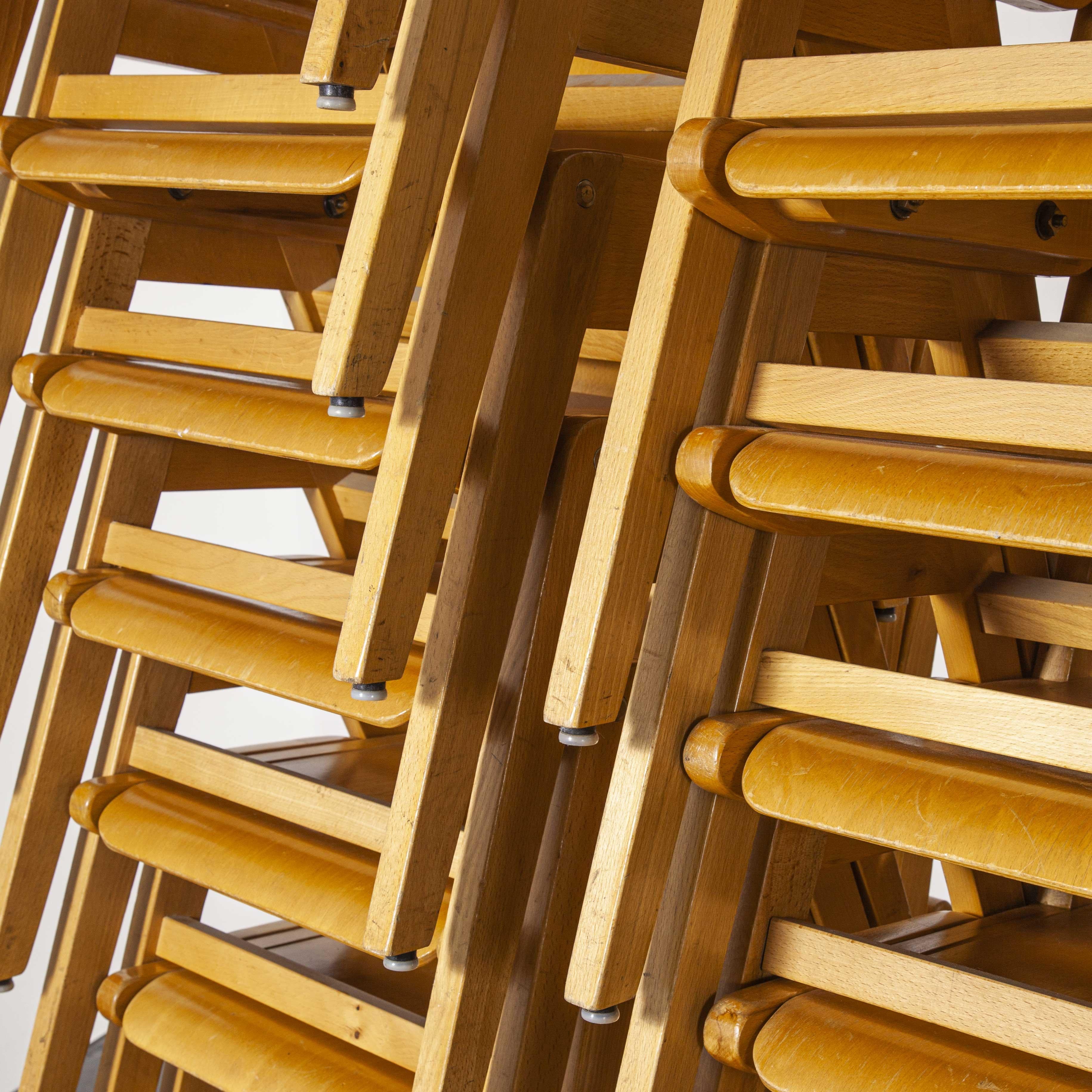 1970s Casala Stacking Dining Chair, Good Quantities Available In Good Condition In Hook, Hampshire