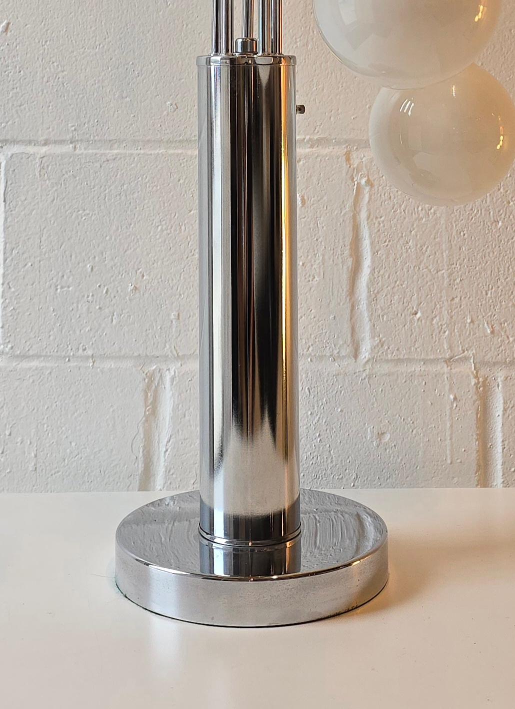 Late 20th Century 1970s Cascading Chrome Waterfall Large Table Lamp For Sale