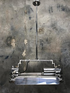 1970er Jahre Gussaluminium:: Messing und Glas Industrielles feuerfestes Lichtband:: Poli Noir