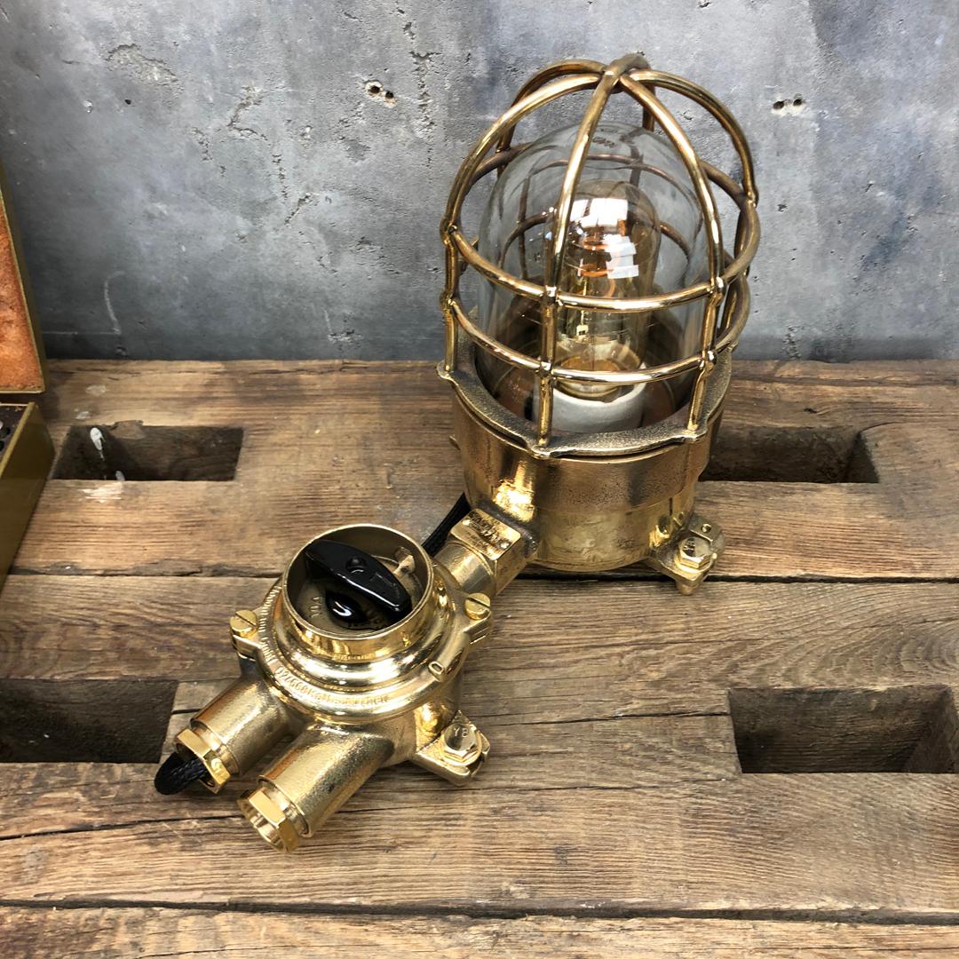 1970s Cast Brass and Bronze Explosion Proof Table Lamp with Isolator Switch For Sale 4
