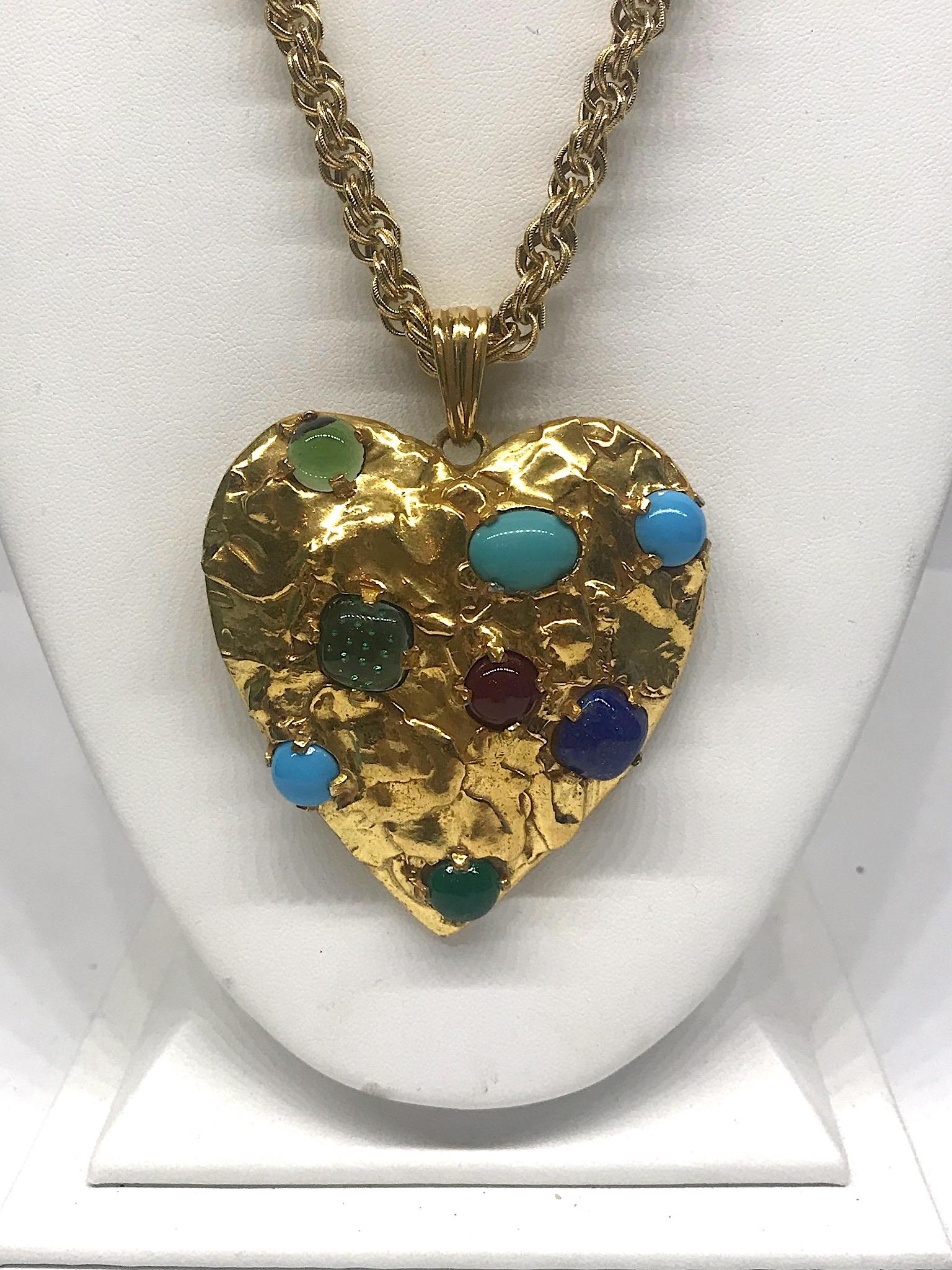 glass heart pendant with gold flakes