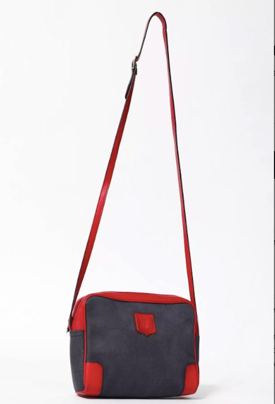 1970s Celine Blue and Red Triomphe Shoulder Bag For Sale 1