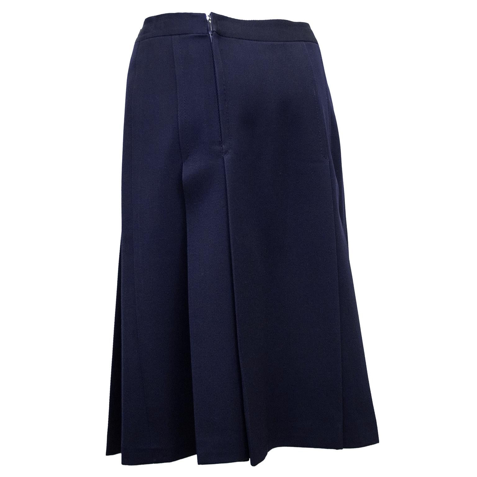 Celine Gabardine Faltenrock aus Wolle in Marineblau, 1970er Jahre (Schwarz) im Angebot