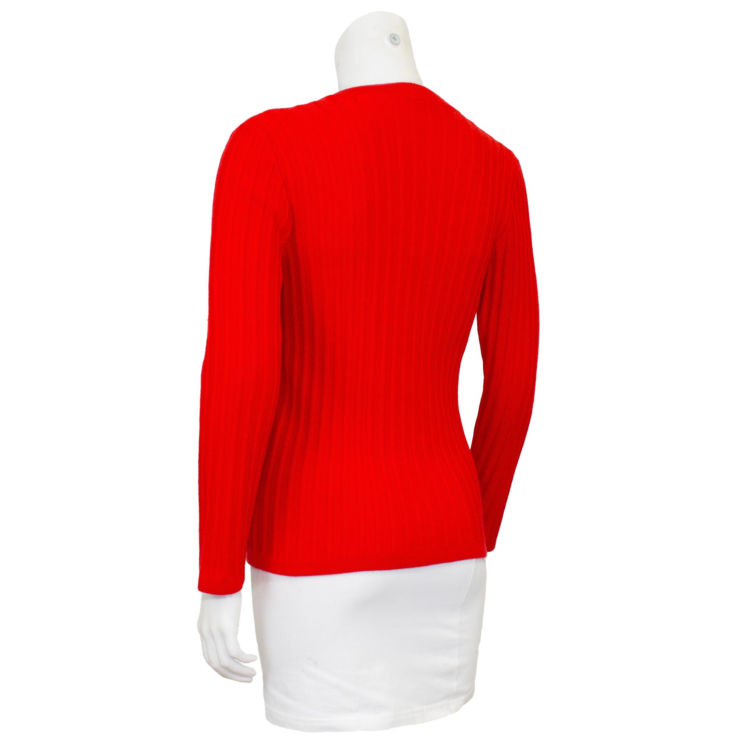 Rouge Celine Cardigan en maille de laine rouge avec chaînes, années 1970 en vente