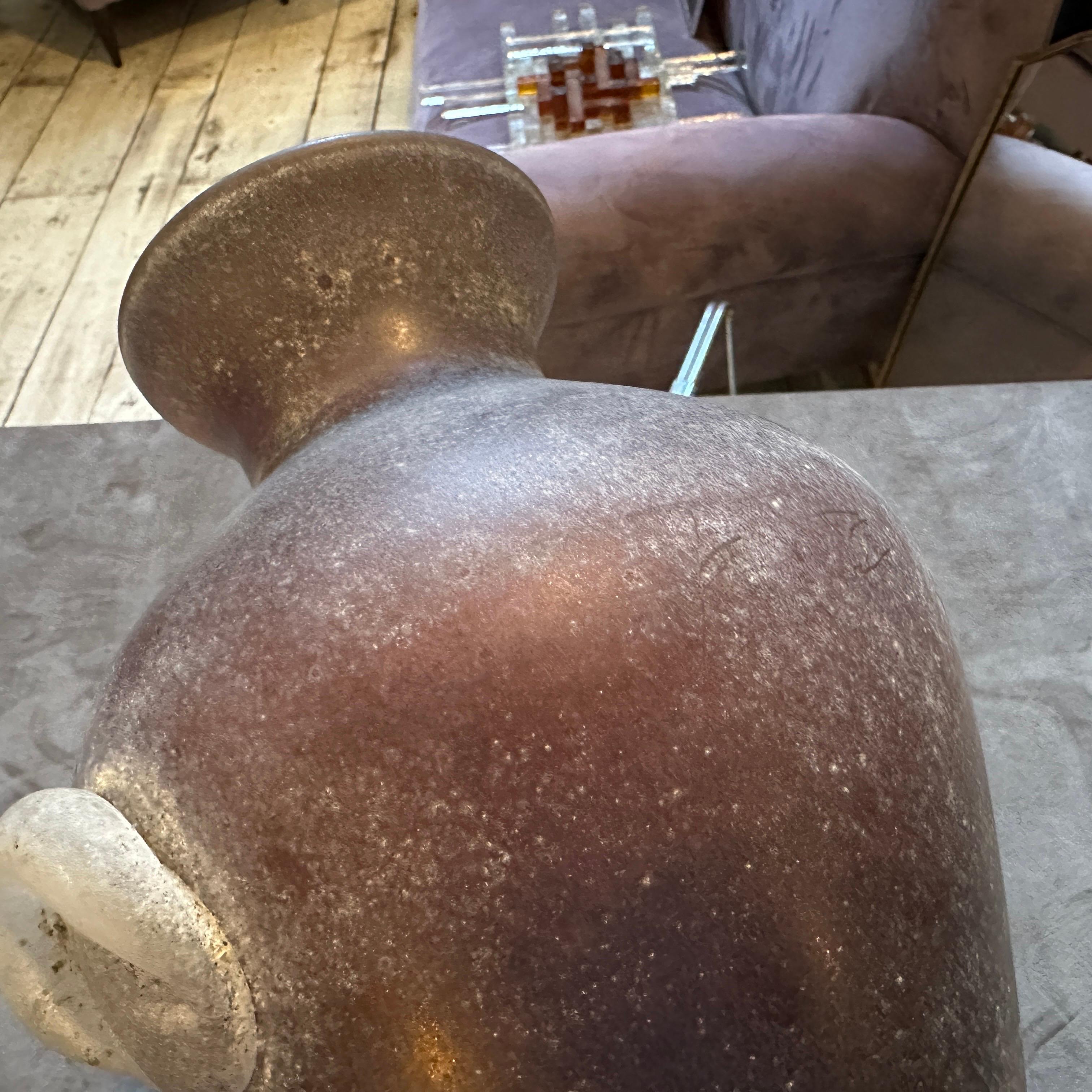 Italian 1970s Cenedese Style Modern Purple and White Scavo Murano Glass Amphora Vase For Sale