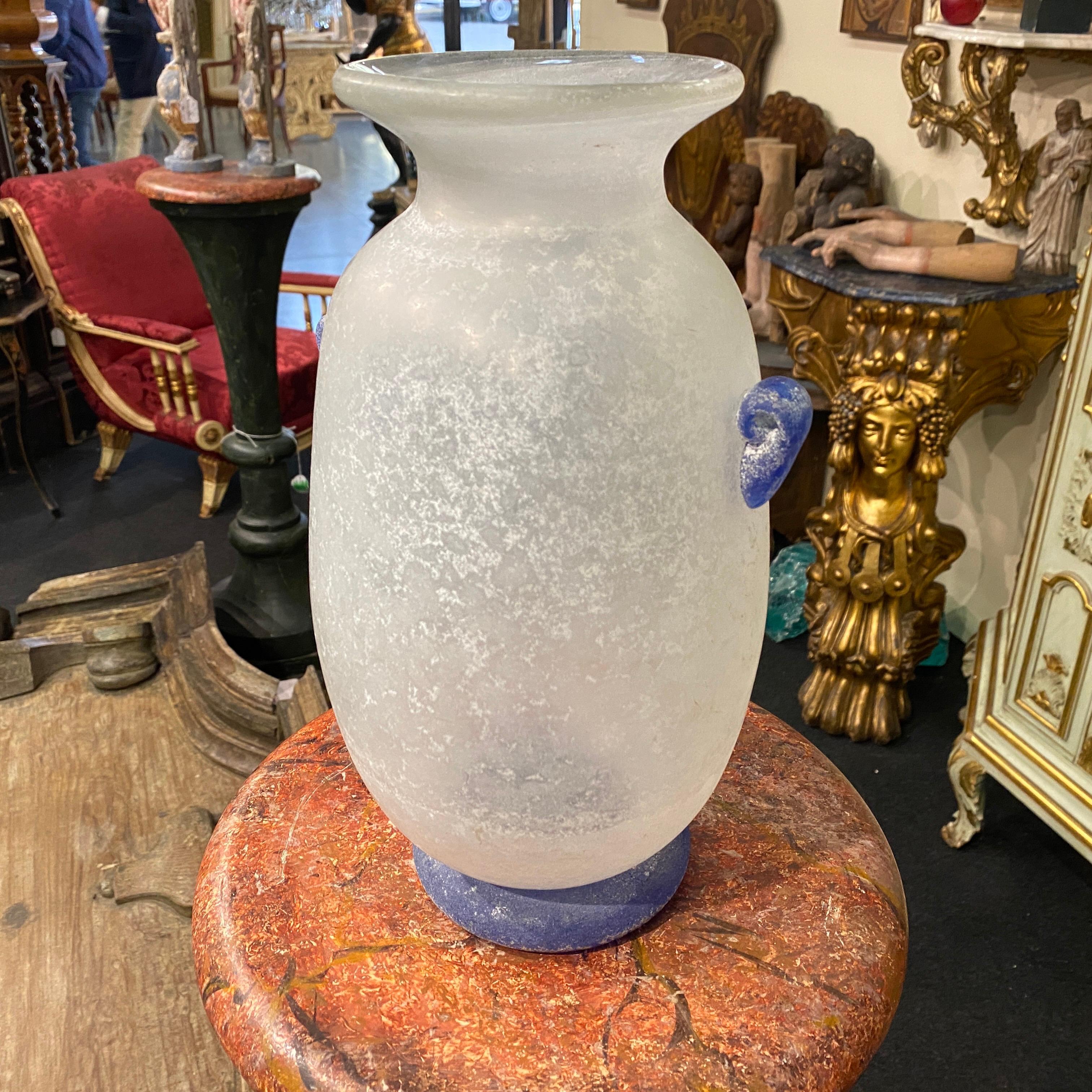 Mid-Century Modern 1970s Cenedese White and Blue Scavo Murano Glass Amphora Vase