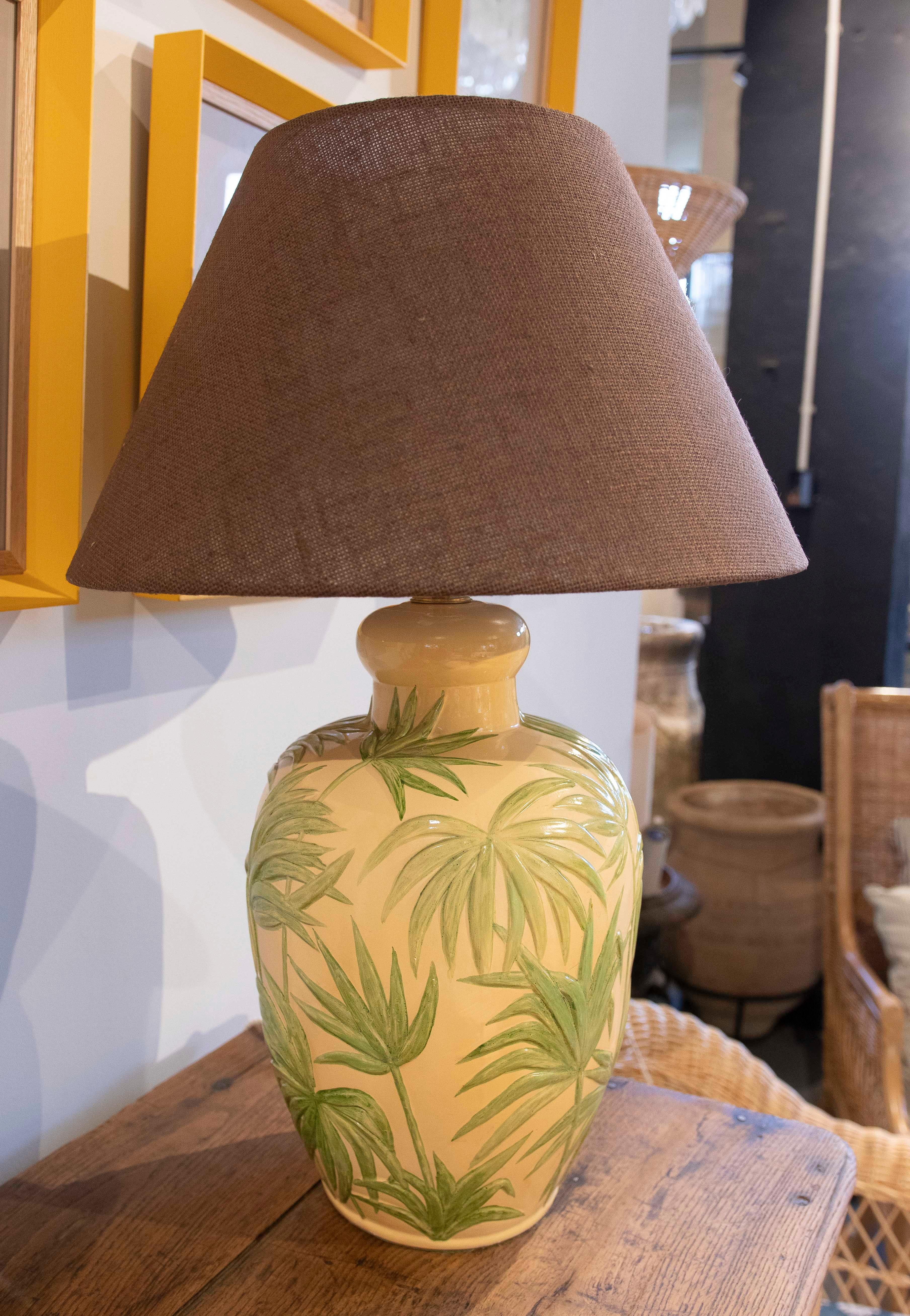 1970s Ceramic Lamp with Palm Tree Decoration  For Sale 1
