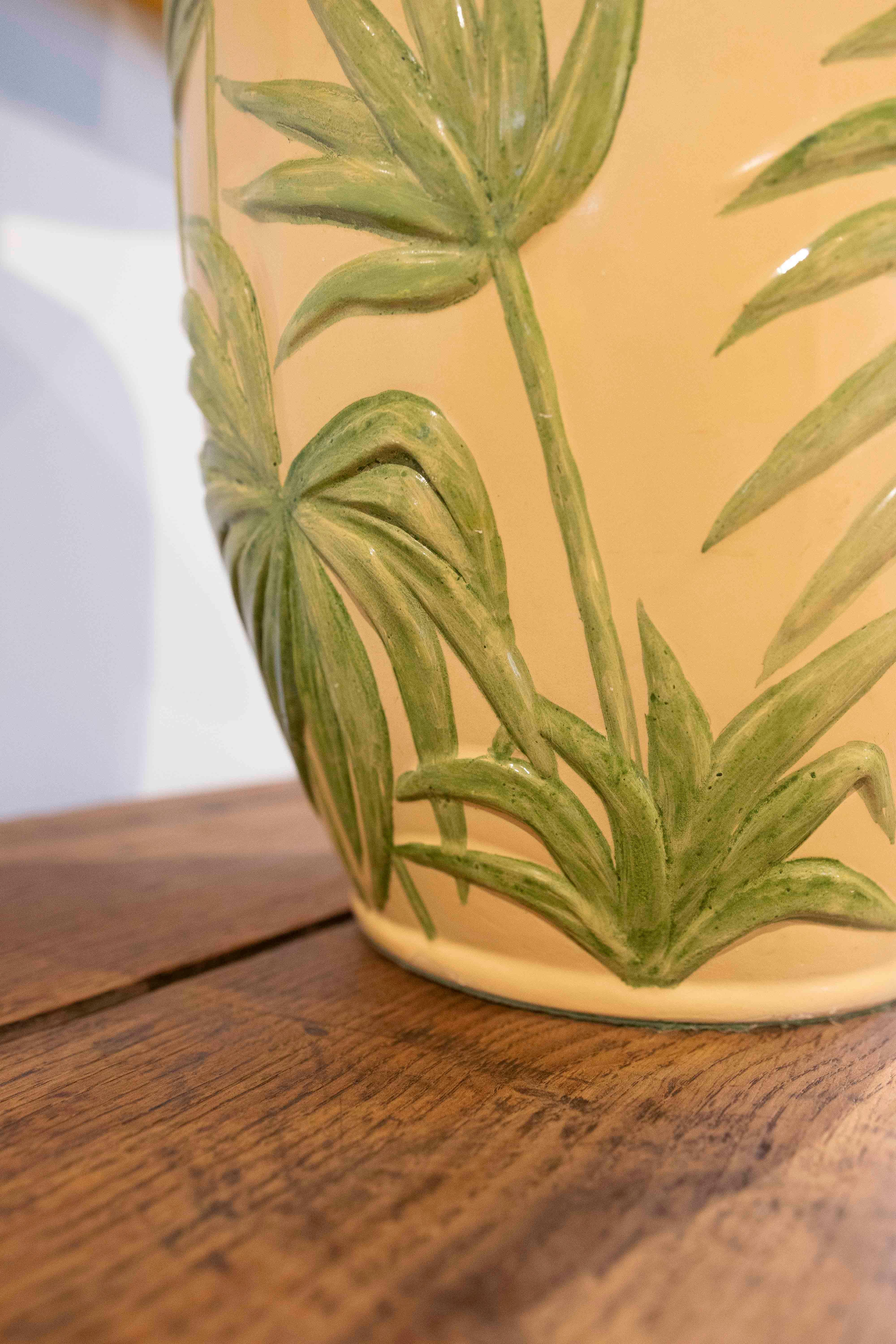1970s Ceramic Lamp with Palm Tree Decoration  For Sale 2