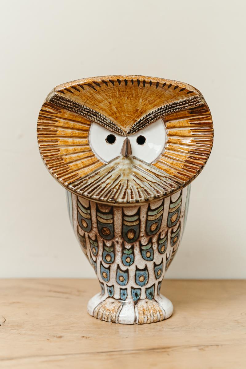 wonderful vibrant colors on this 1970's ceramic owl, found in the South of France.