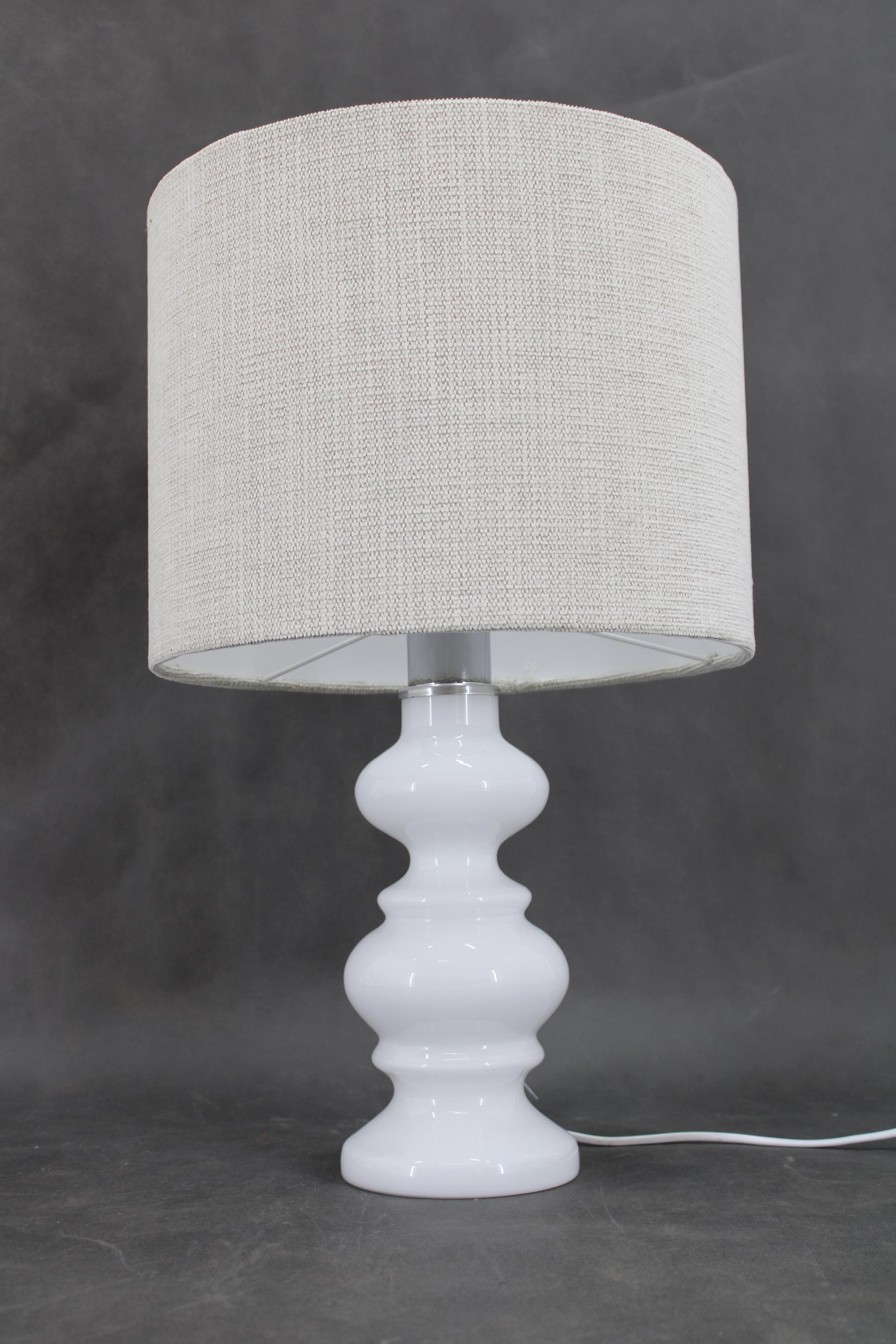- New fabric lamp shade 
- cleaned , polished and rewired- E26-E27 bulb 
- US wiring compatible 