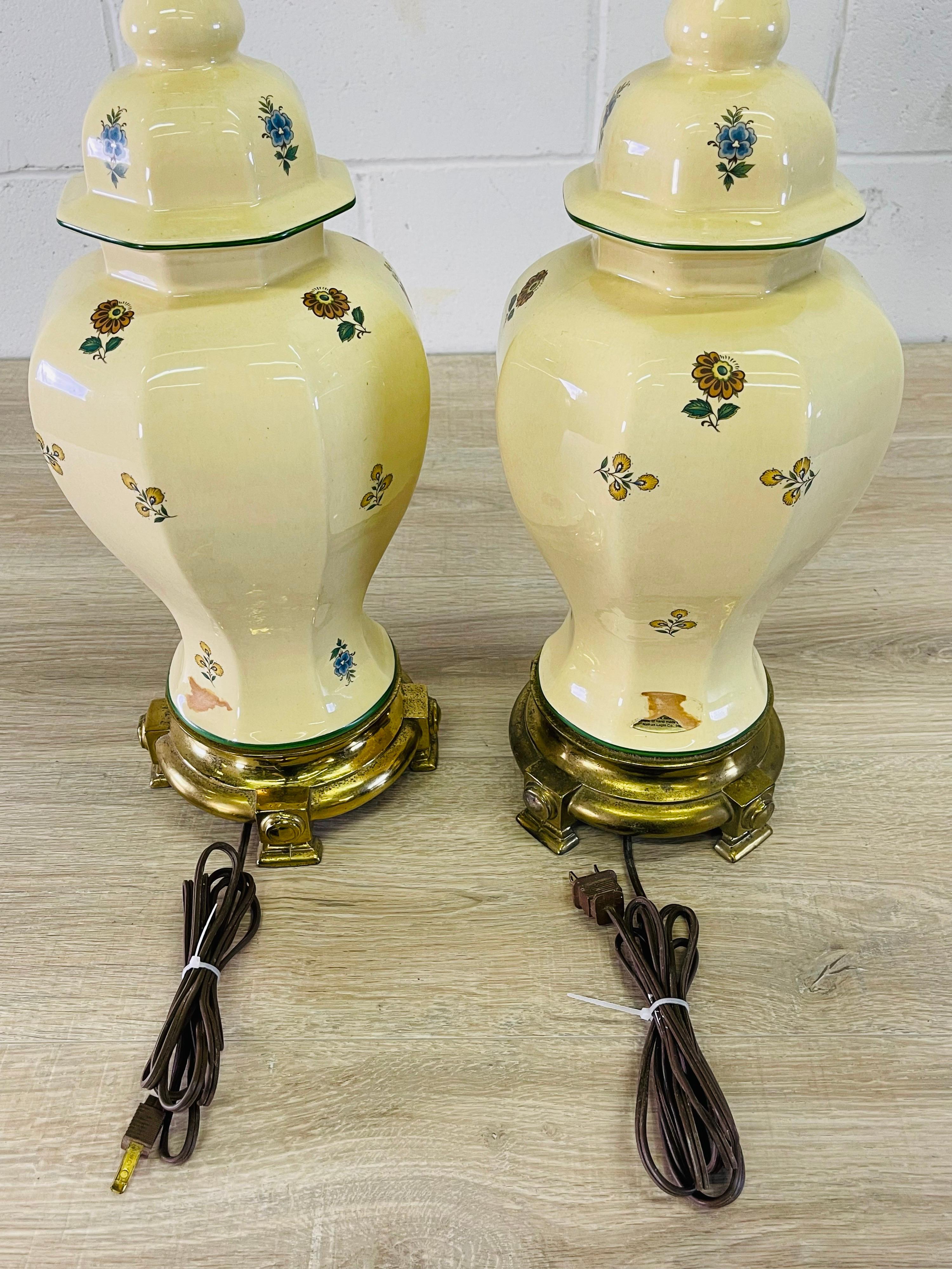 Lampade da tavolo a urna in ceramica anni '70 di Nathan Lagin, coppia in vendita 4