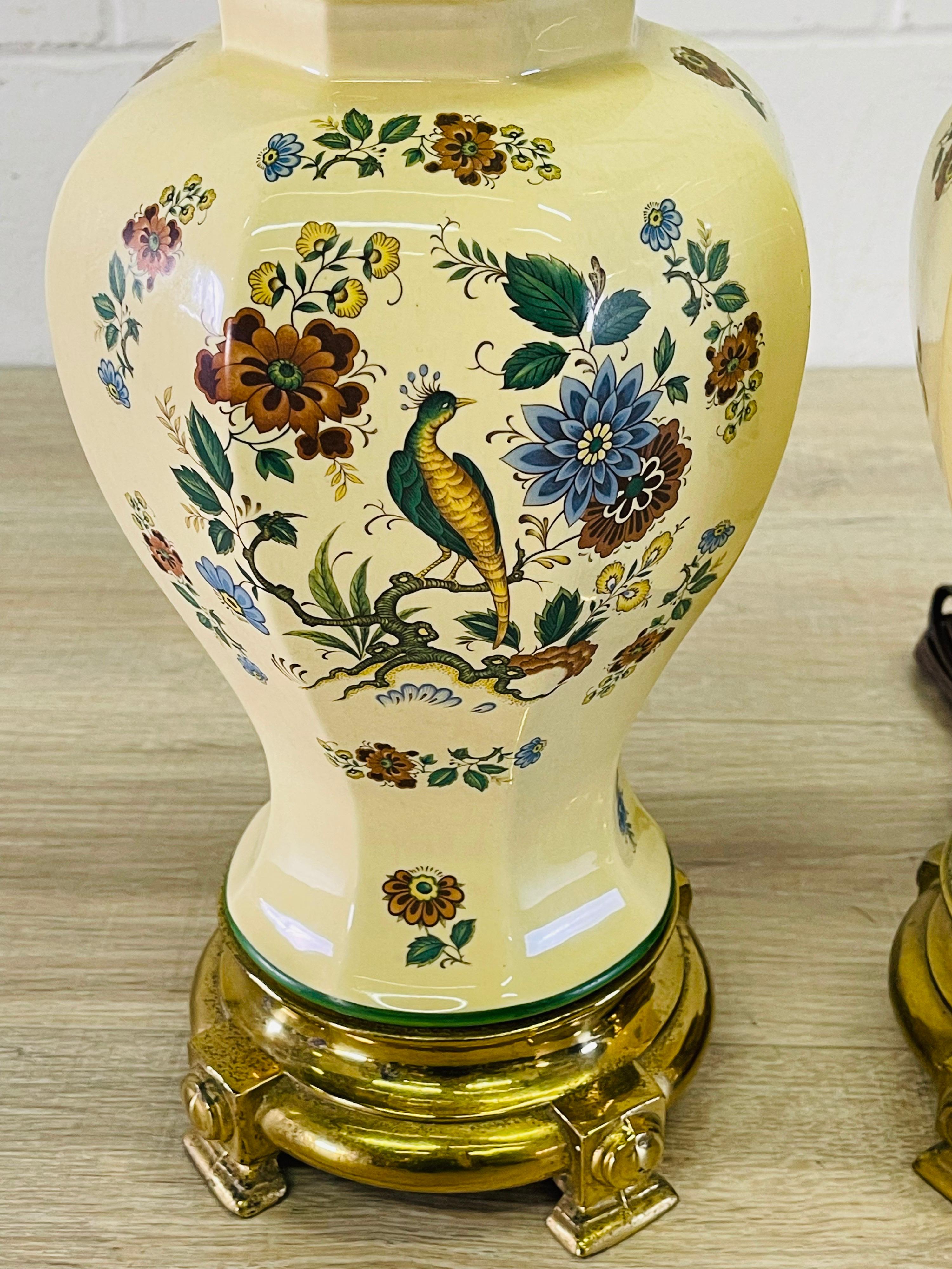 Lampade da tavolo a urna in ceramica anni '70 di Nathan Lagin, coppia In condizioni buone in vendita a Amherst, NH
