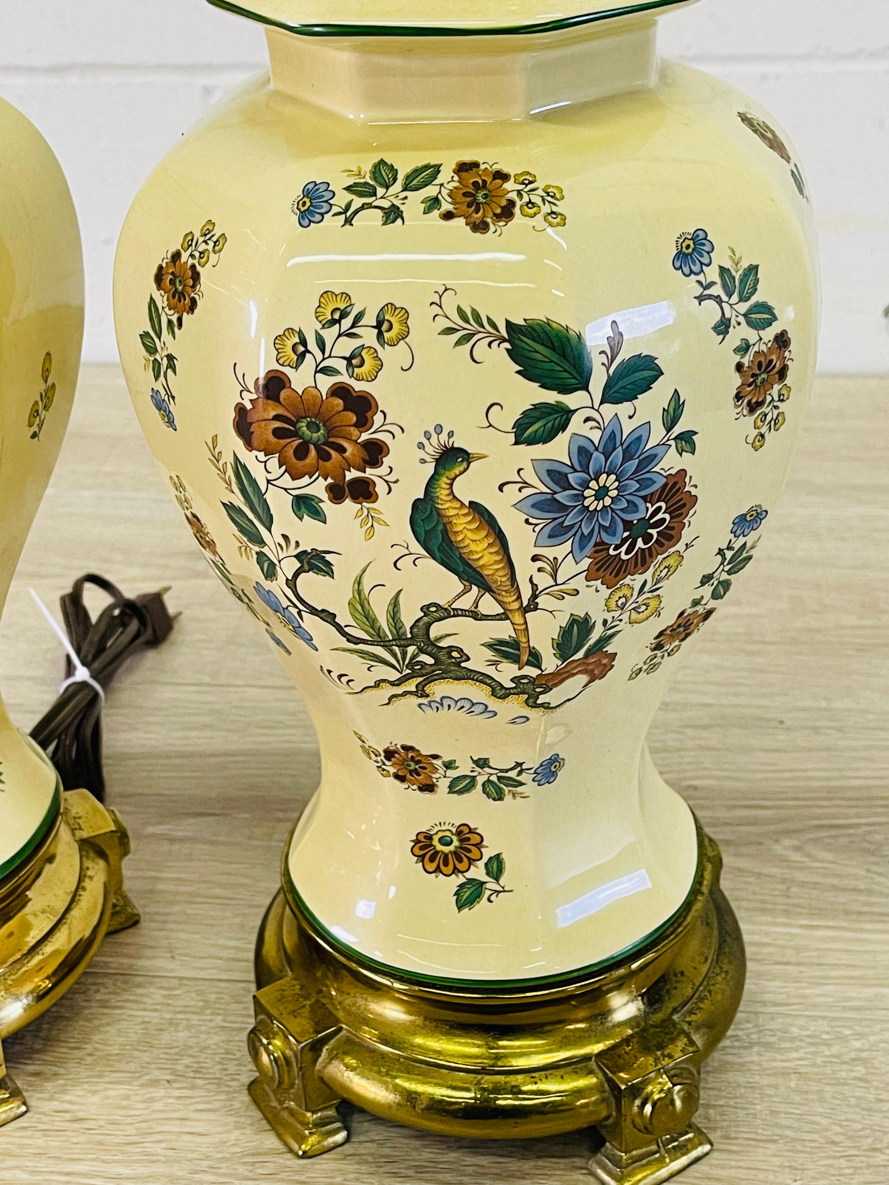 XX secolo Lampade da tavolo a urna in ceramica anni '70 di Nathan Lagin, coppia in vendita