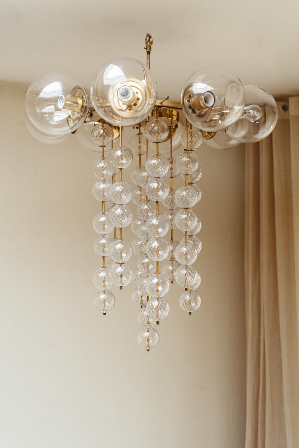 1970's chandelier  In Good Condition For Sale In Brecht, BE