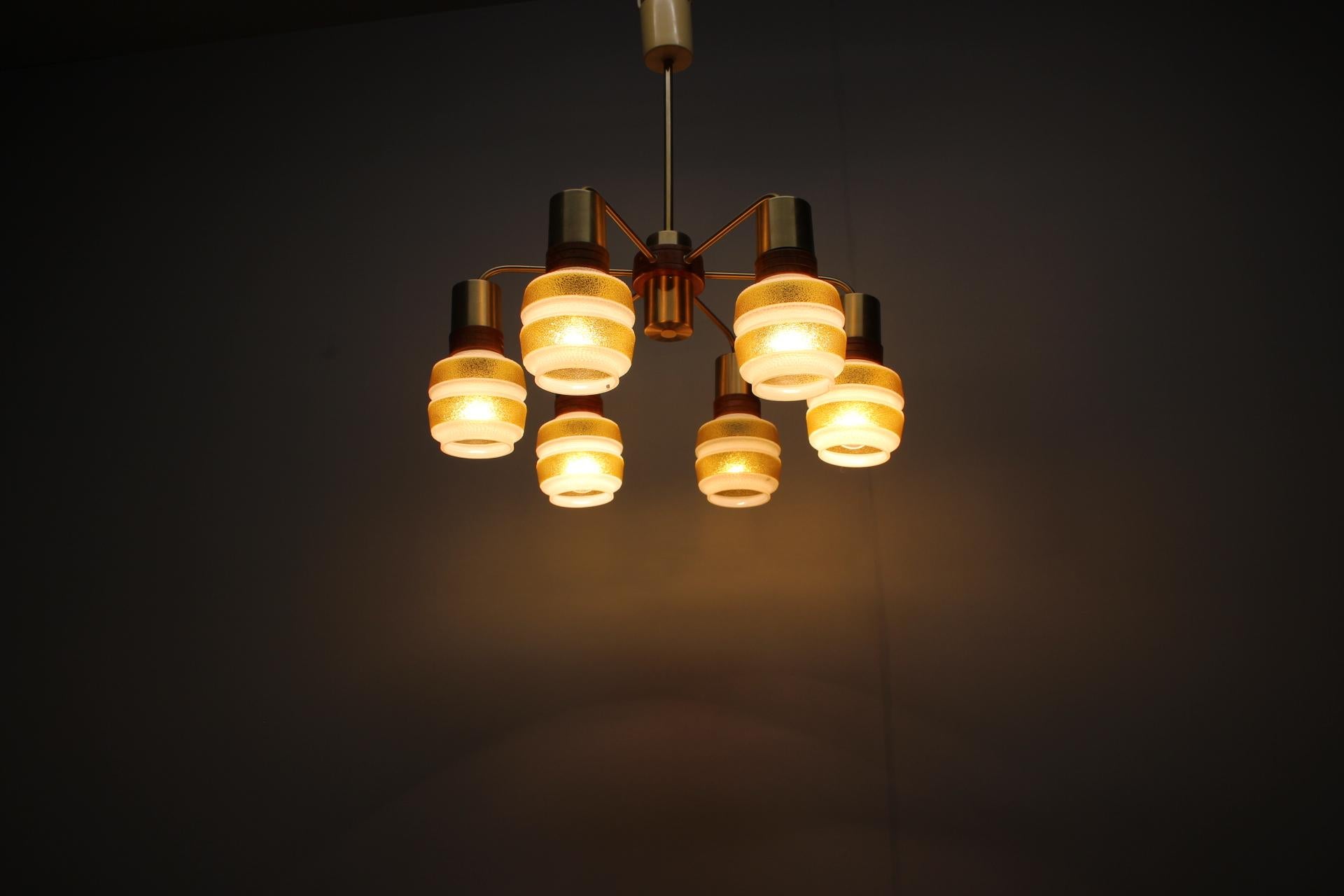 1970's Kronleuchter, Deutschland im Angebot 3