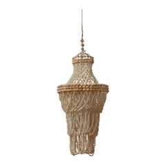 Lampadario anni '70 con fili di conchiglie Nature