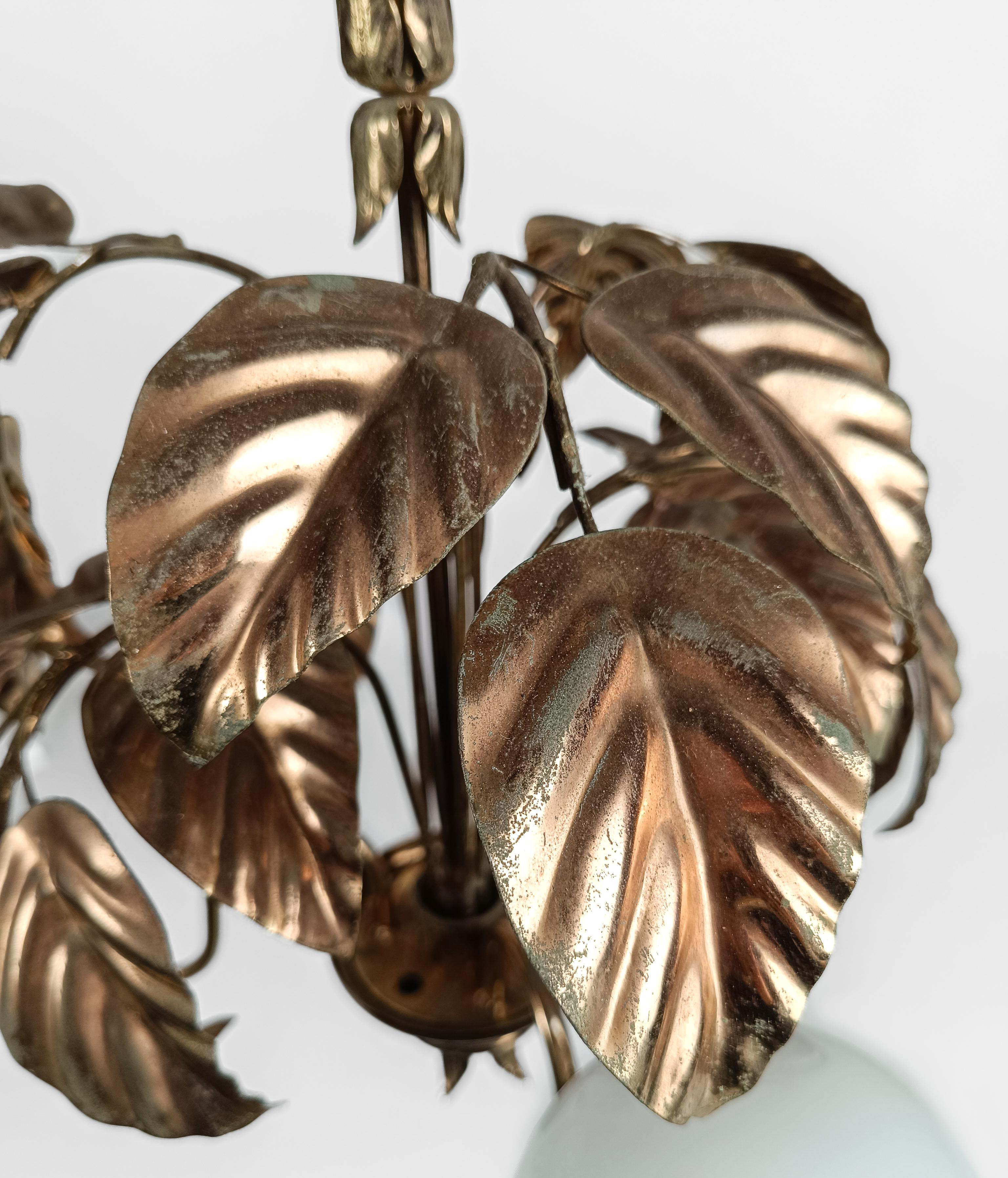 1970s Chandelier in the style of Hans Kögl with Gilded Leaves and White Opaline For Sale 7