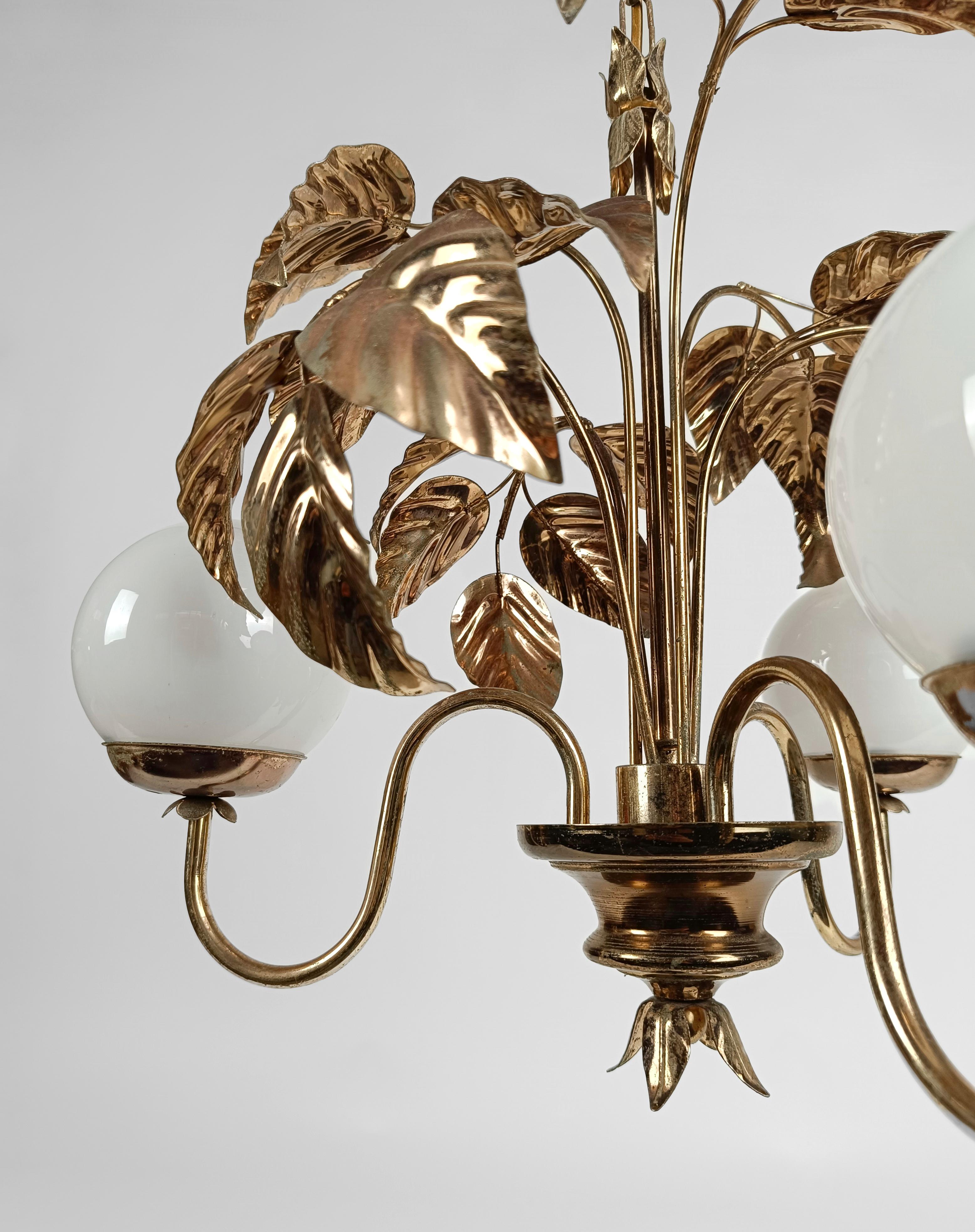 1970s Chandelier in the style of Hans Kögl with Gilded Leaves and White Opaline For Sale 11