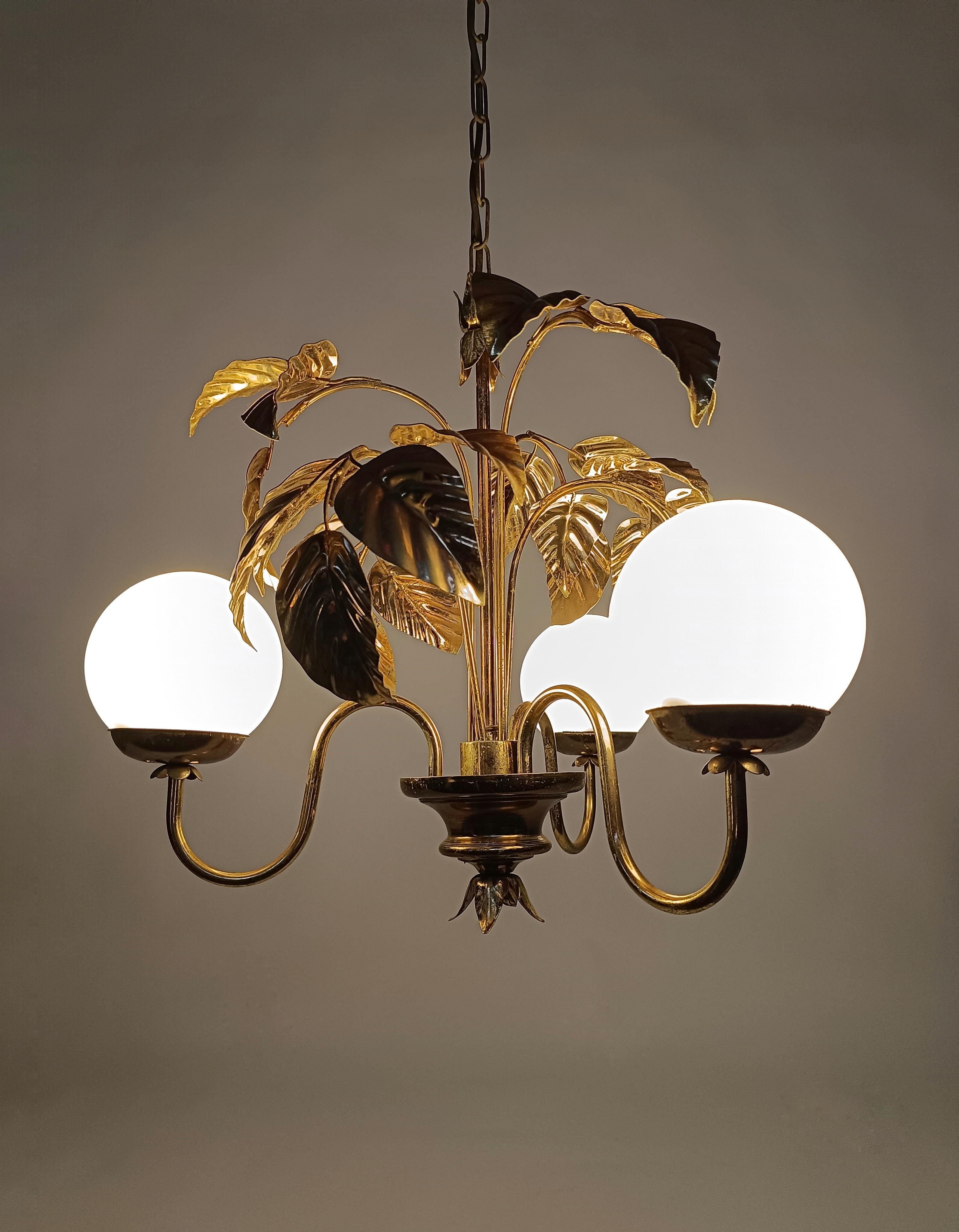 Mid-Century Modern 1970s Chandelier in the style of Hans Kögl with Gilded Leaves and White Opaline For Sale