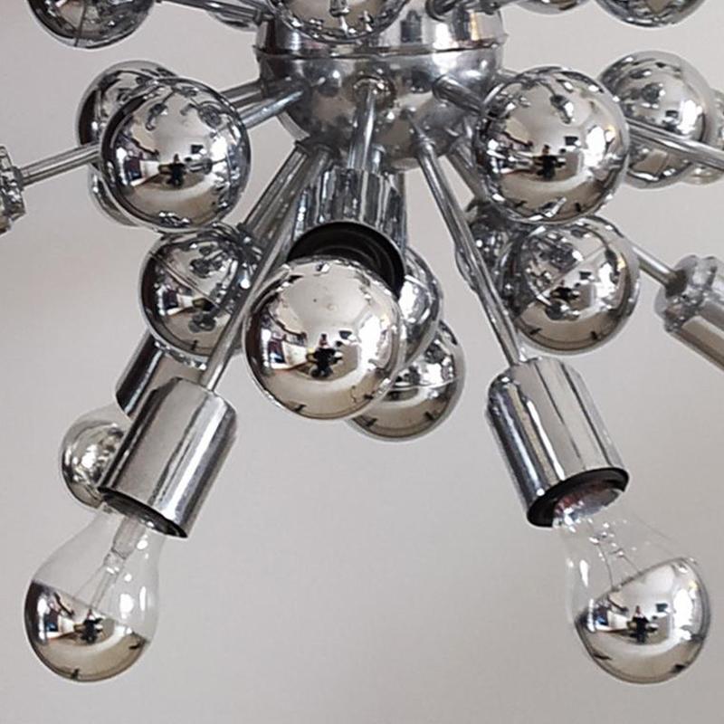 1970s Chandelier Sputnik by Goffredo Reggiani in Chrome, Made in Italy In Excellent Condition For Sale In Milano, IT