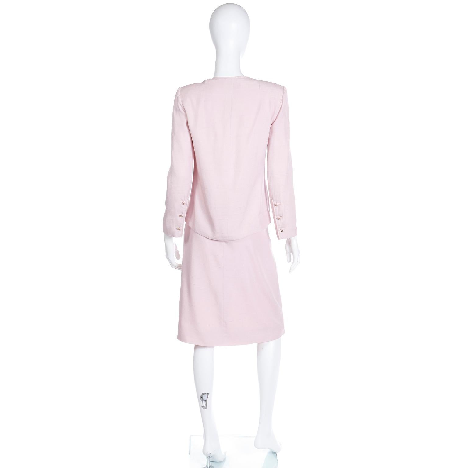 Women's 1970s Chanel Creations Philippe Guibourge Pink Silk Jacket & Skirt Suit  For Sale