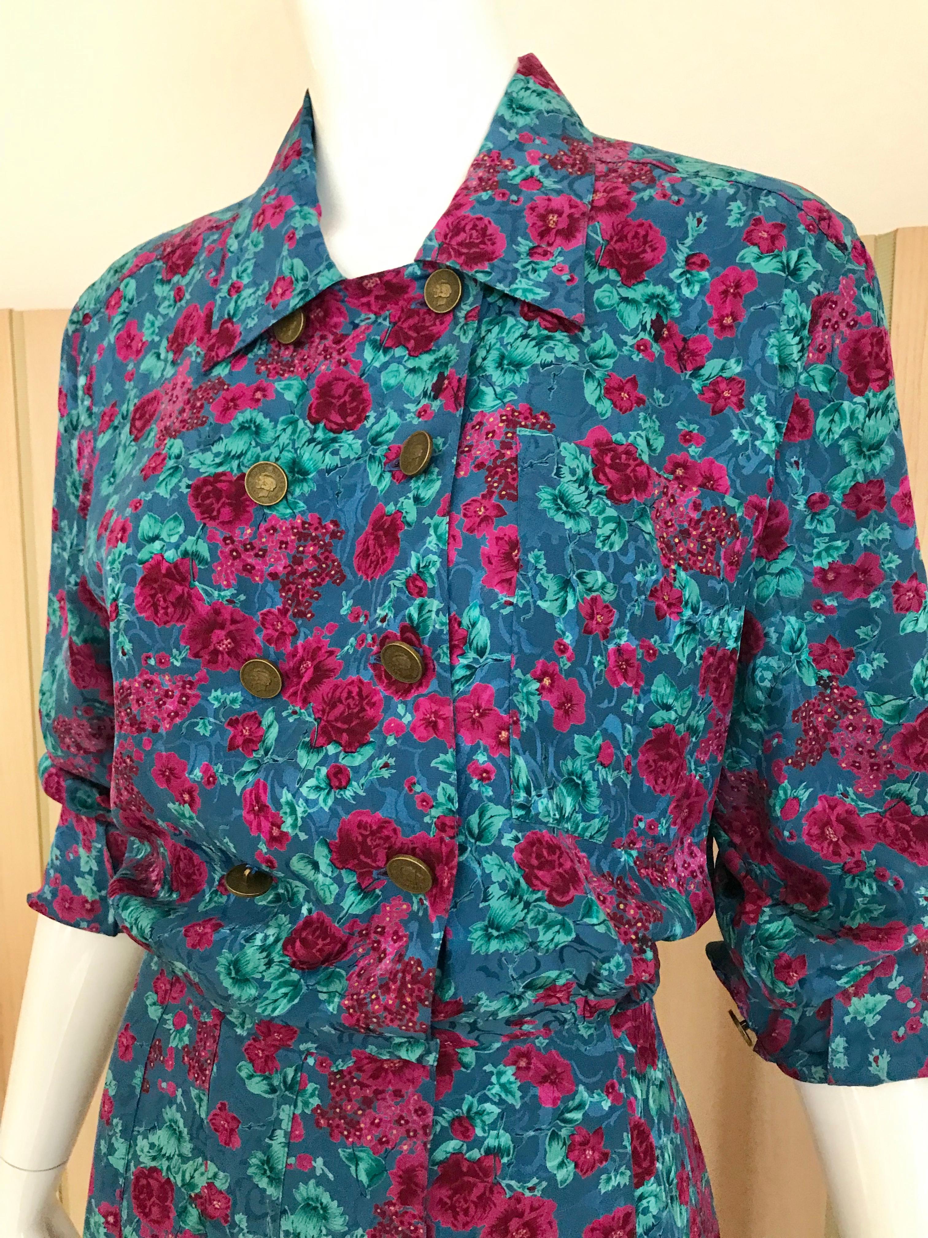 1970s Chanel Floral Print Silk Long Sleeve Dress In Excellent Condition In Beverly Hills, CA