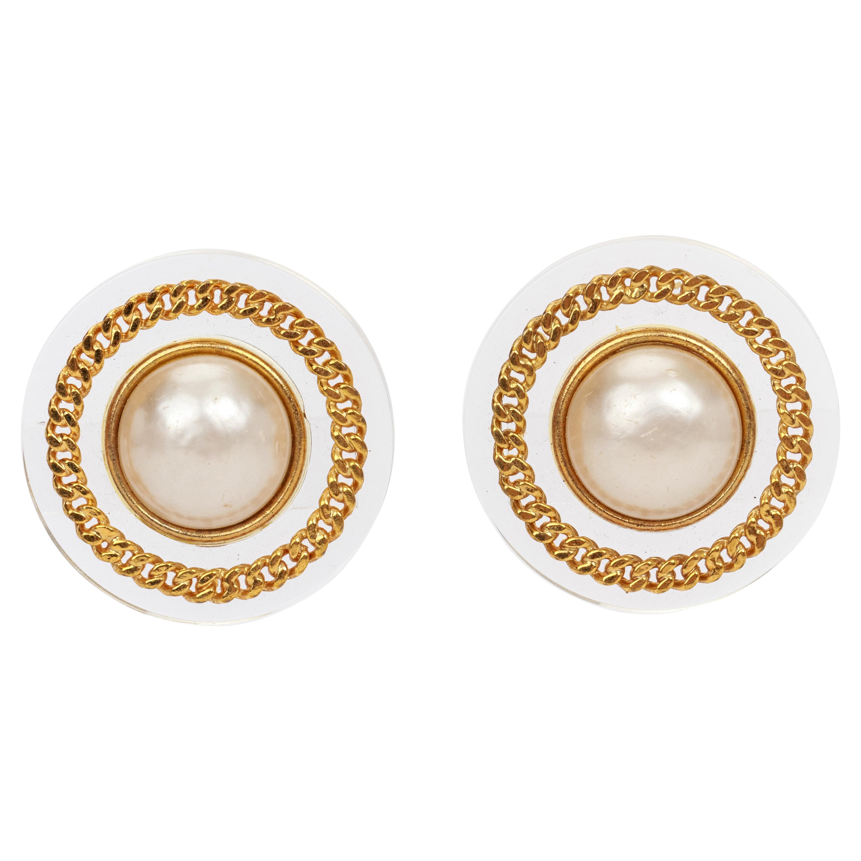 1970er Chanel Goldkette & Perlen-Clip-Ohrringe