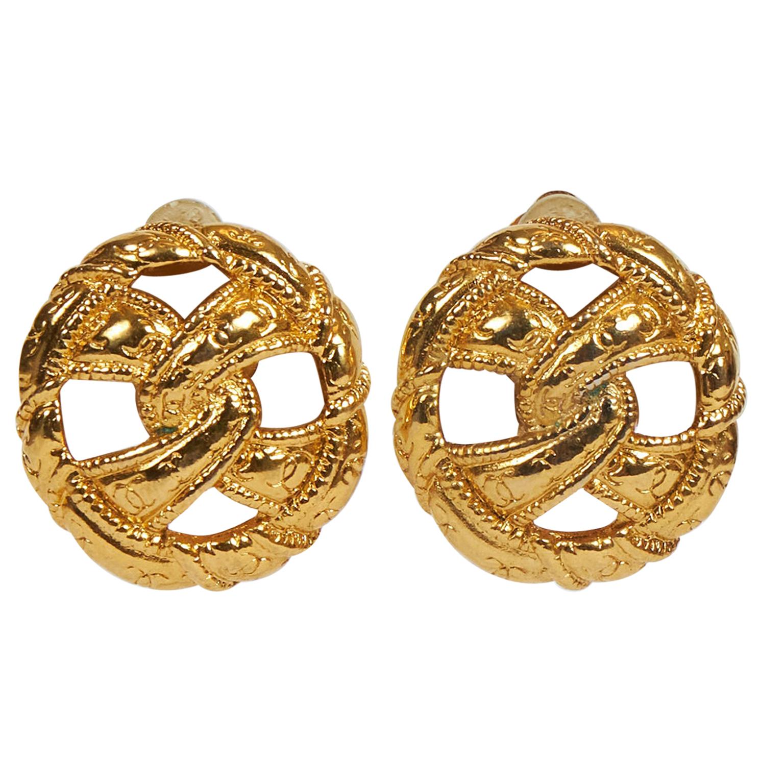 1970's Chanel Knot Gold Clip Earrings