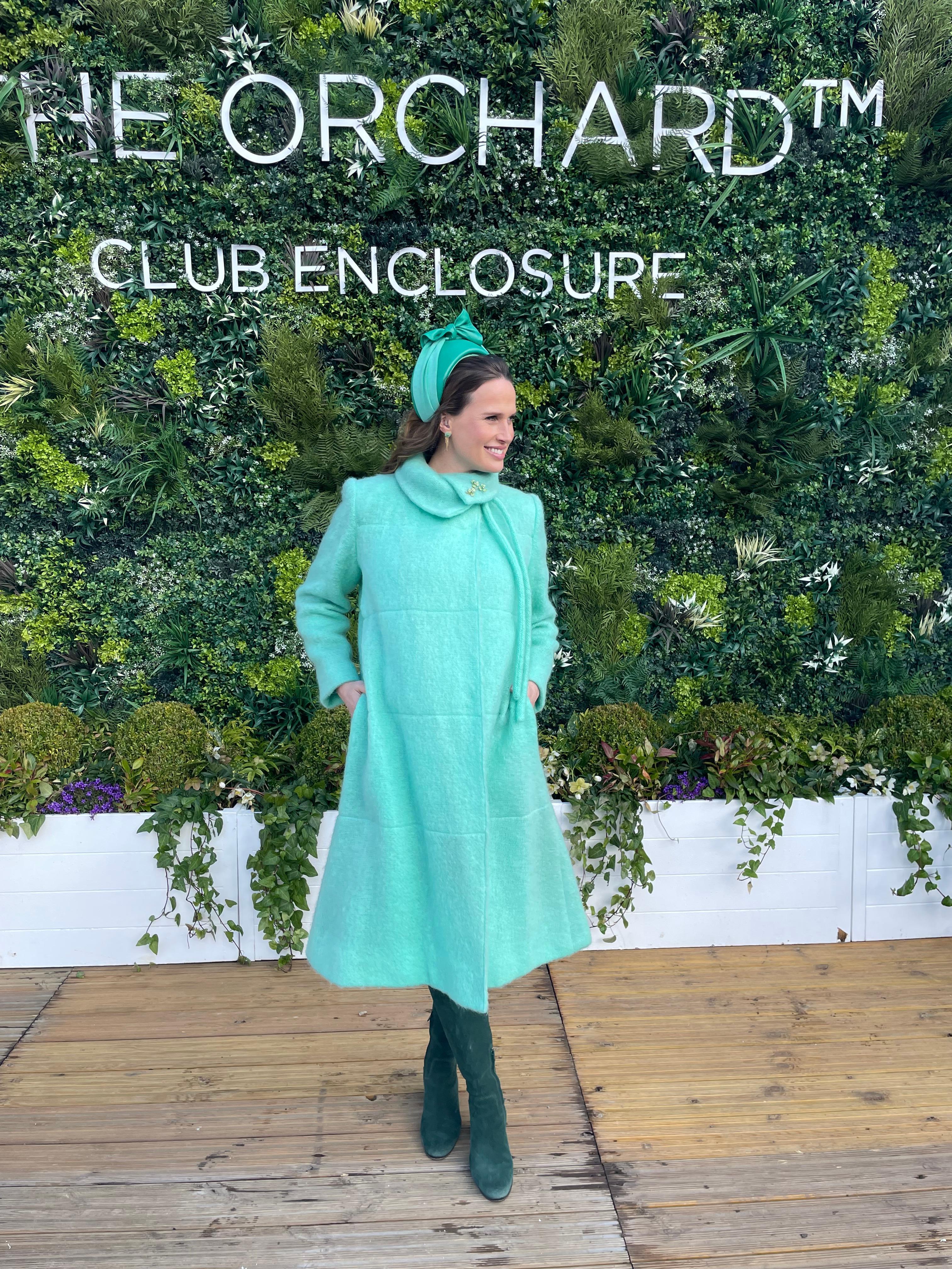 1970s Chanel Mohair Silk-Lined Seafoam Green Coat For Sale 2