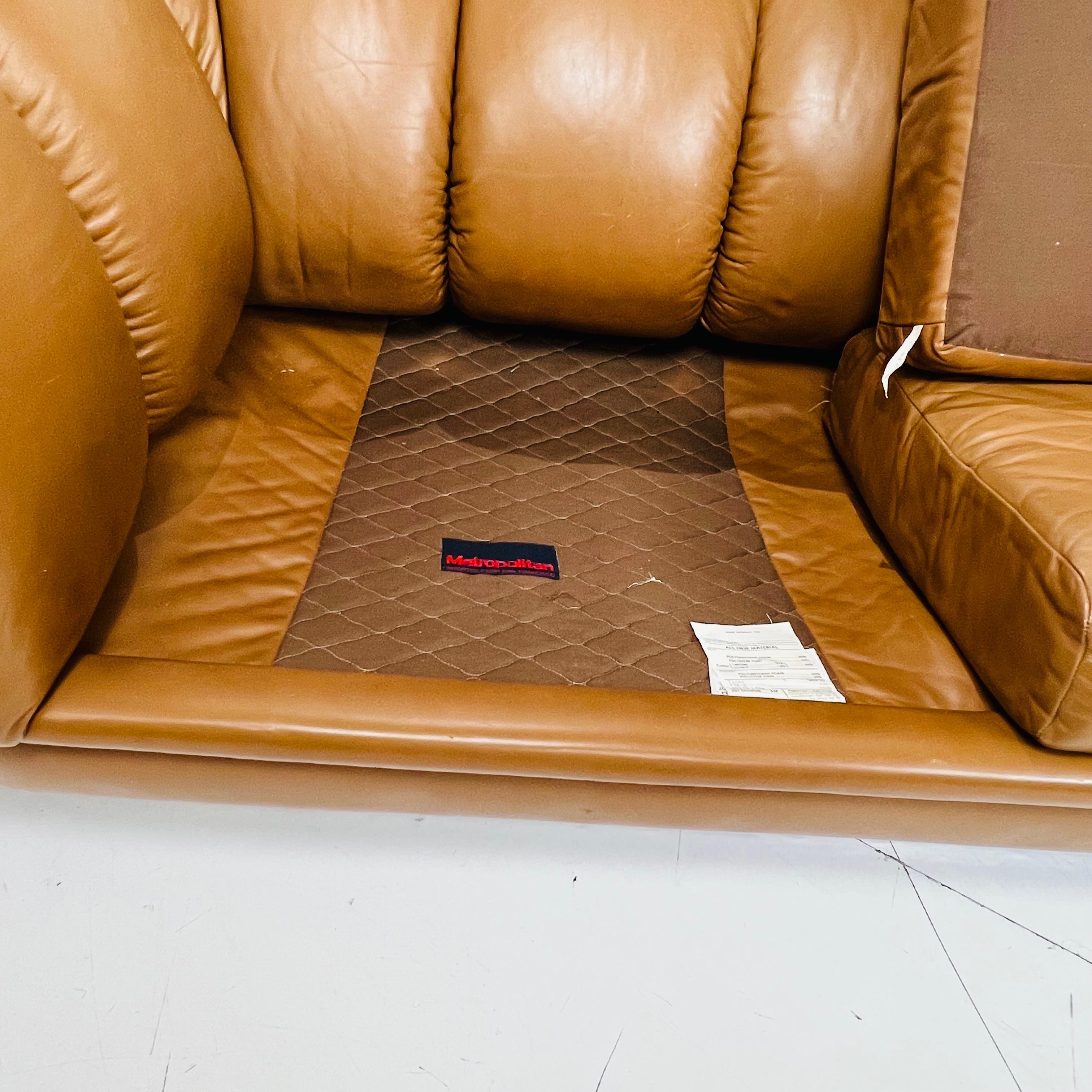 1970er Jahre Channeled Leder-Sofa von Metropolitan im Angebot 5